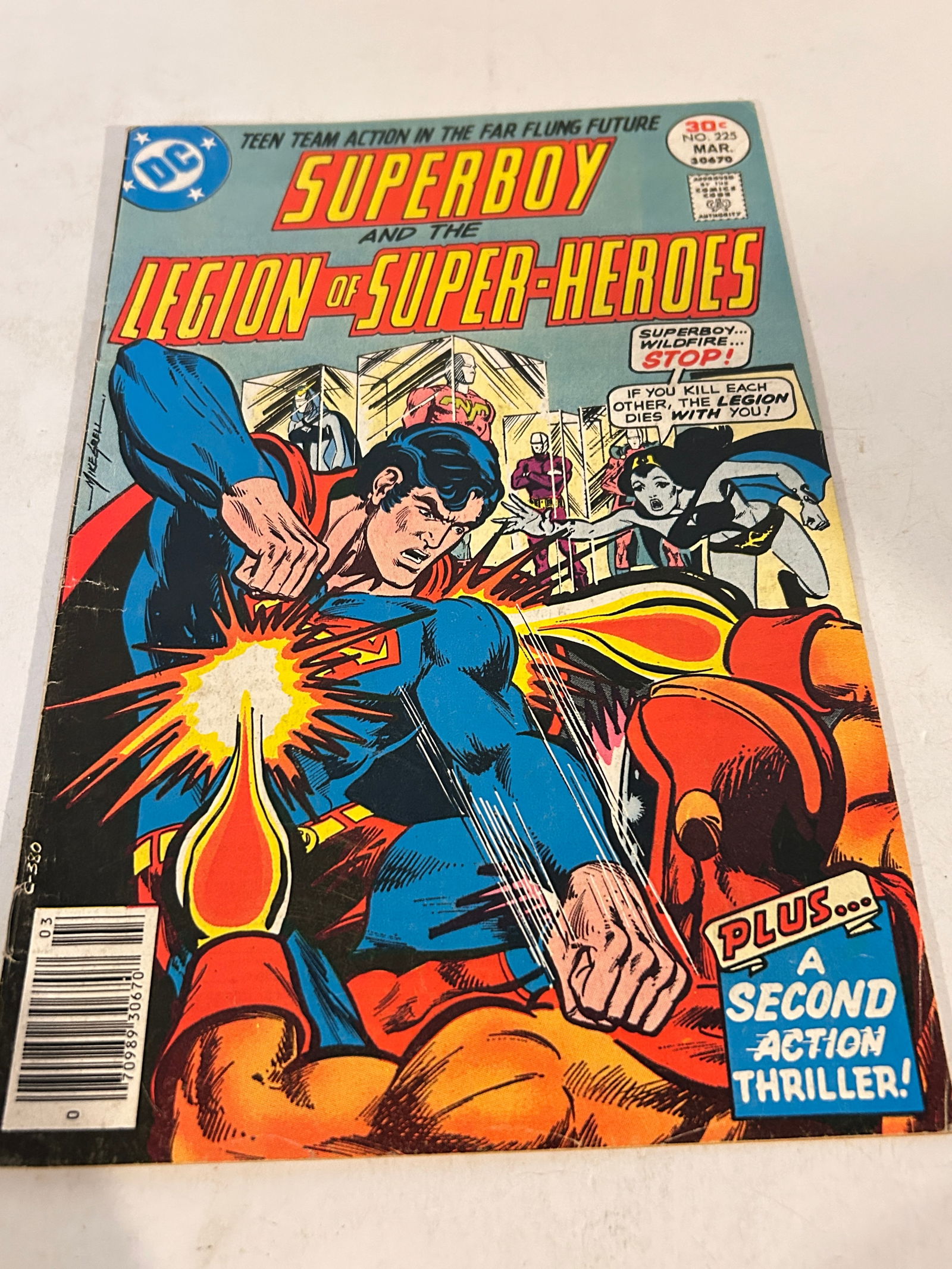 Vintage Comic Book Super Boy # 225   Legion of Super-Heroes (1 of 2)