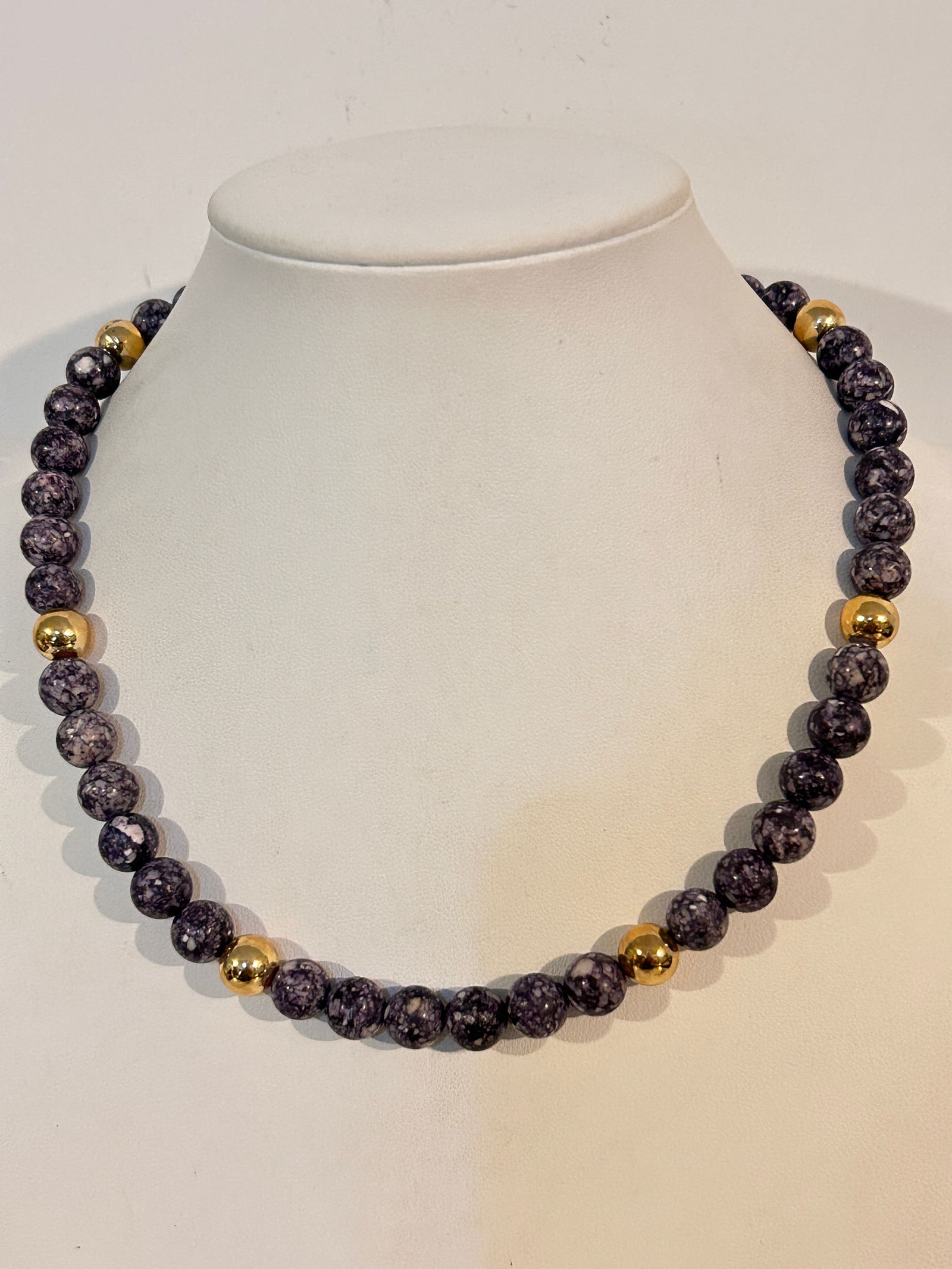Vintage Beaded Purple Gemstone Necklace Sz 18" (1 of 4)