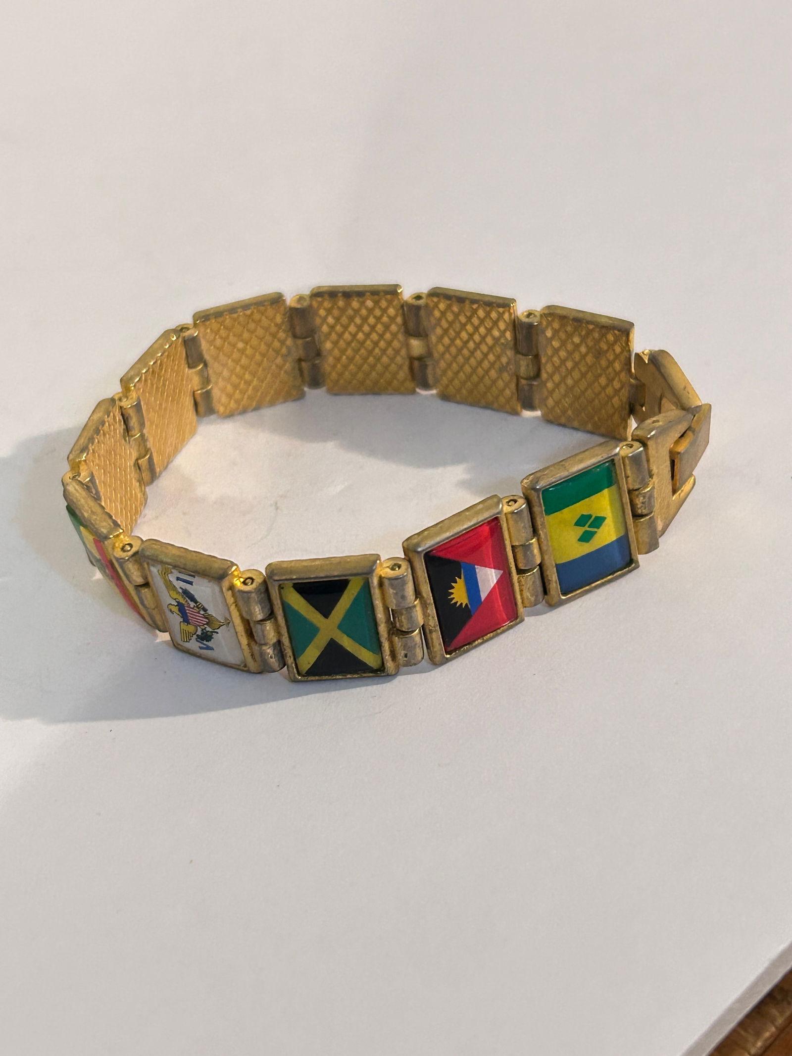 Vintage Travel Flag Loaded Charm Bracelet Travel Sz 8" (1 of 4)