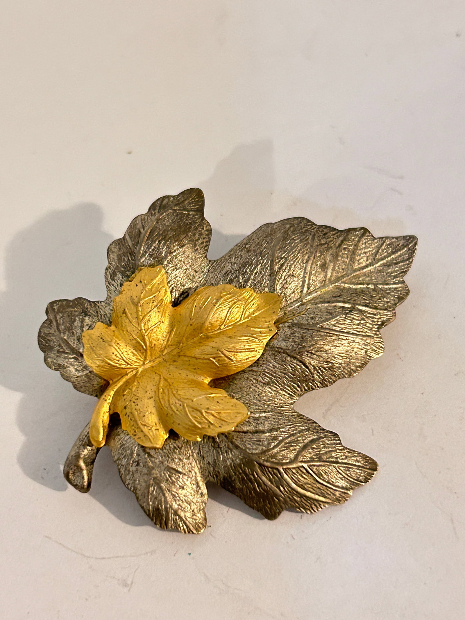 Vintage Brooch: Vintage Gold filled floral Earrings Please view all photos as they are part of the description and condition of this Item, Feel free to contact me with questions or picture requests! Used Item AS IS P