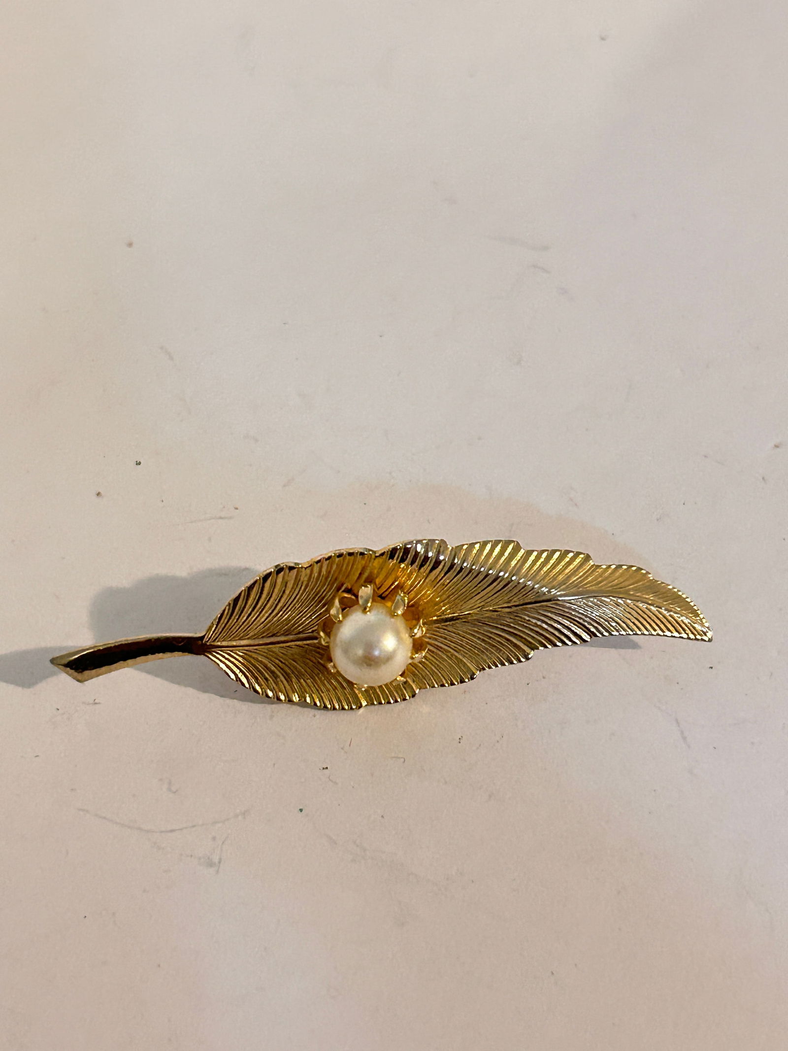 Vintage Brooch: Vintage Pewter rhinestone Earrings Please view all photos as they are part of the description and condition of this Item, Feel free to contact me with questions or picture requests! Used Item AS IS Pl