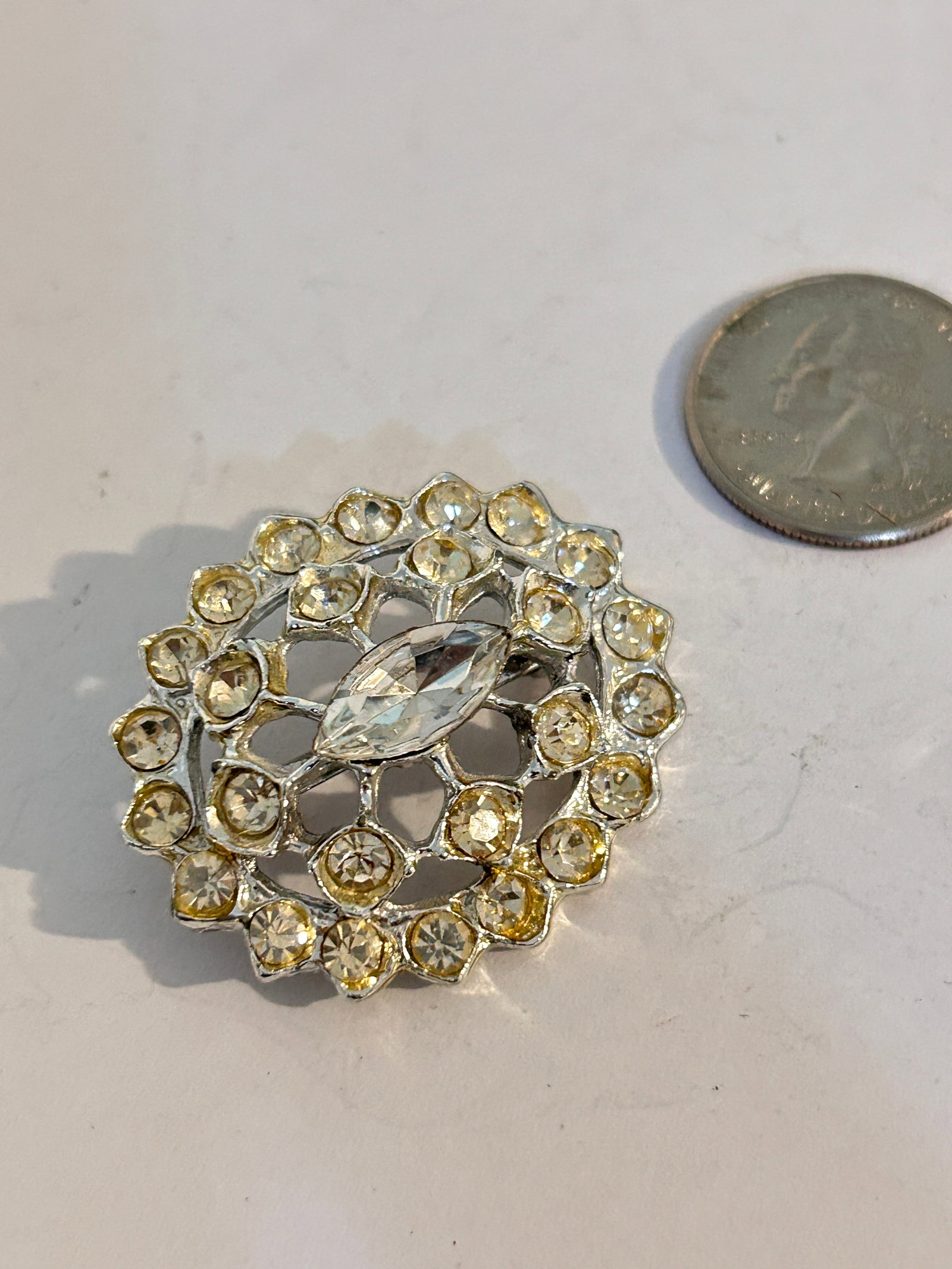 Vintage Brooch: Vintage Gold tone JJ Jonette pig Earrings Please view all photos as they are part of the description and condition of this Item, Feel free to contact me with questions or picture requests! Used Item A