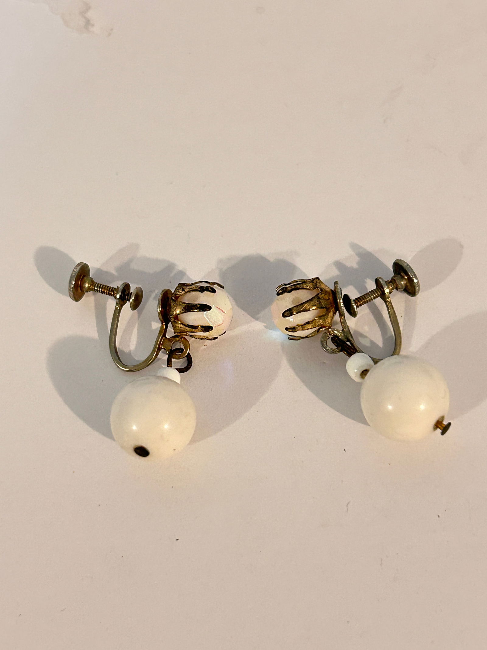 Vintage White Acrylic dangle Earrings (1 of 4)