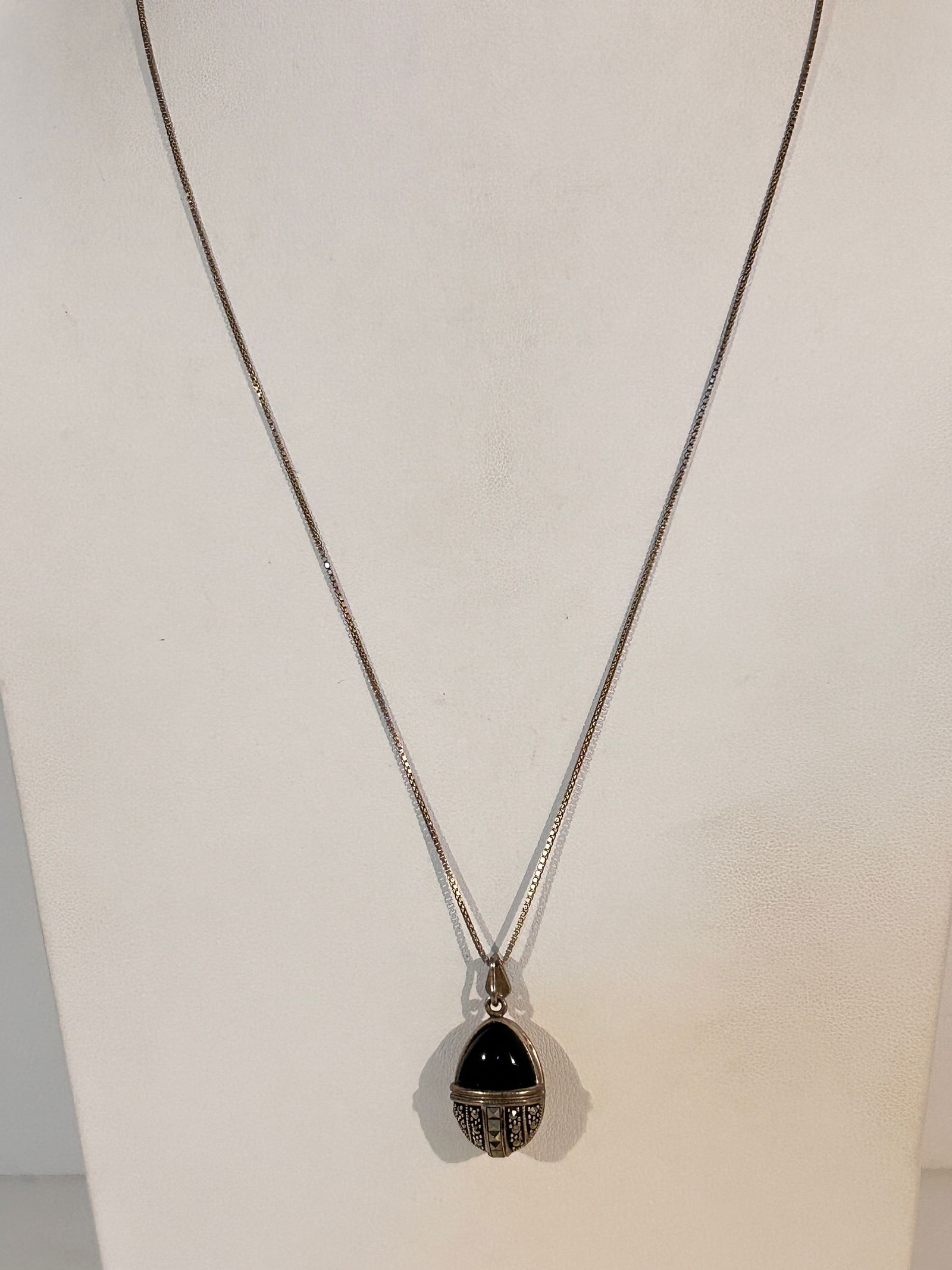 Vintage Sterling Silver Pill Locket Onyx Marcasite Necklace 24": Vintage Sterling Silver Pill Locket Onyx Marcasite Necklace 24" Please view all photos as they are part of the description and condition of this Item, Feel free to contact me with questions or picture