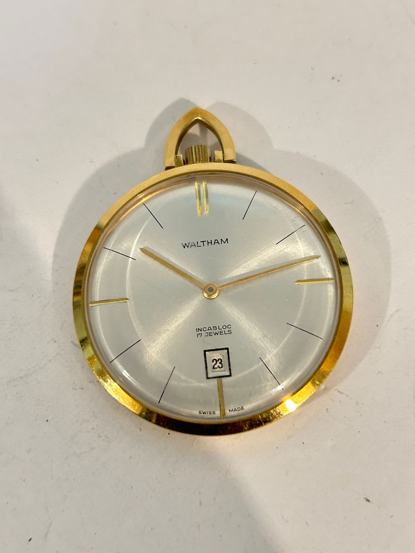 Vintage Waltham 17 jewel working Pocket Watch (1 of 4)