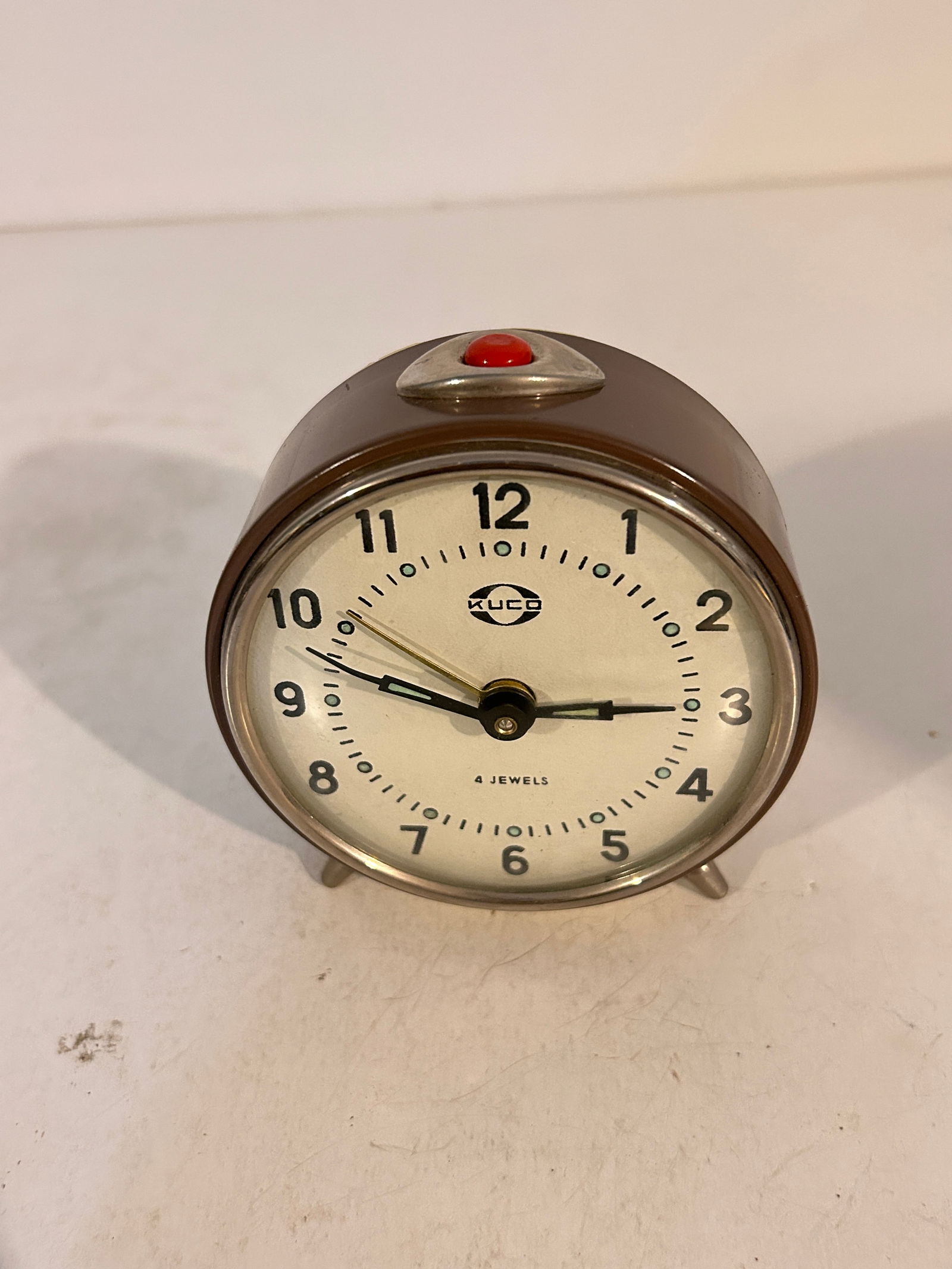 Vintage KUCO 4 Jewels working Alarm Clock (1 of 4)