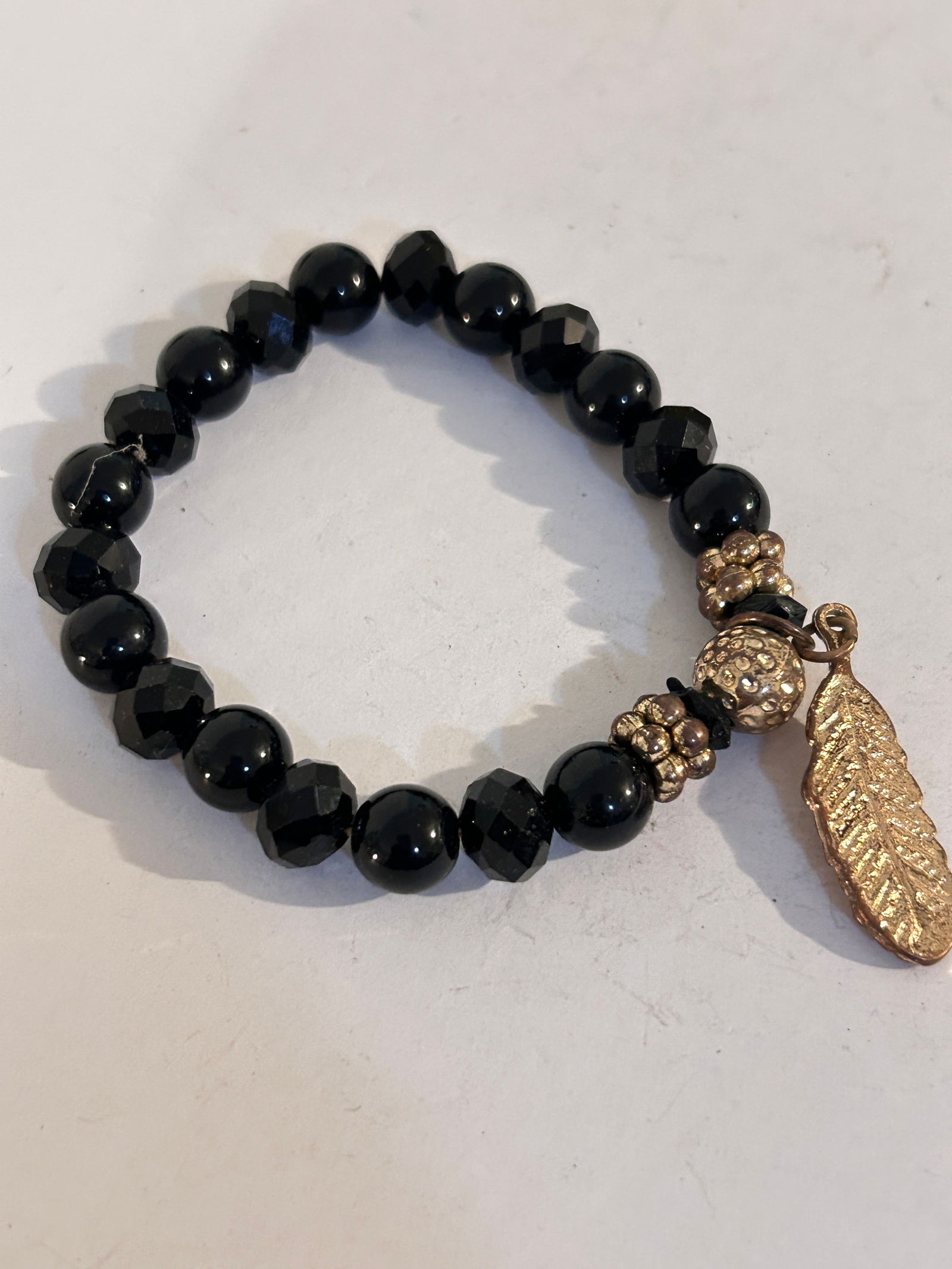 Vintage Black Onyx bead stretch Bracelet 7" (1 of 3)