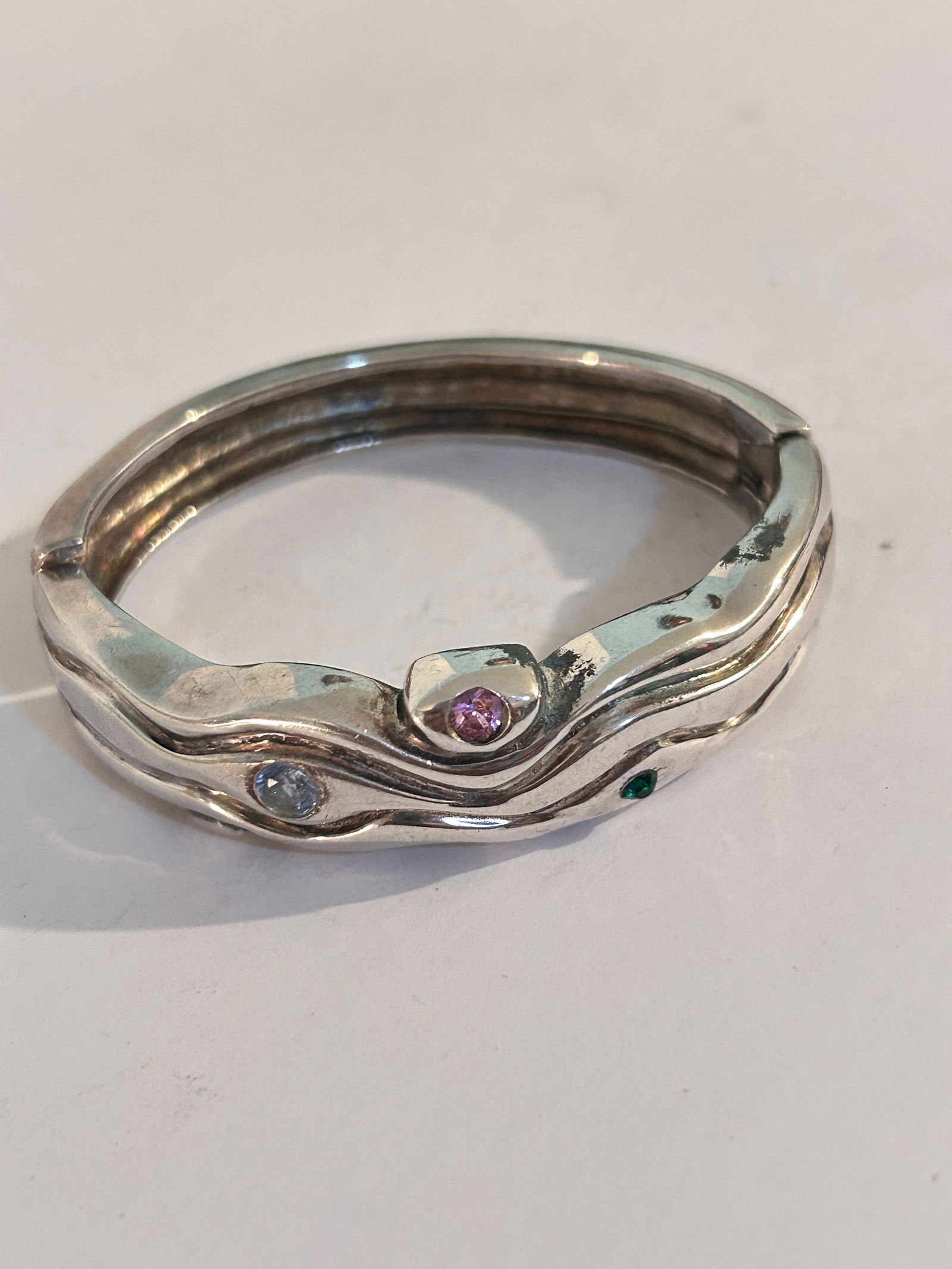 Vintage Silver Tone Rhinestone hinged Bracelet 7" (1 of 3)