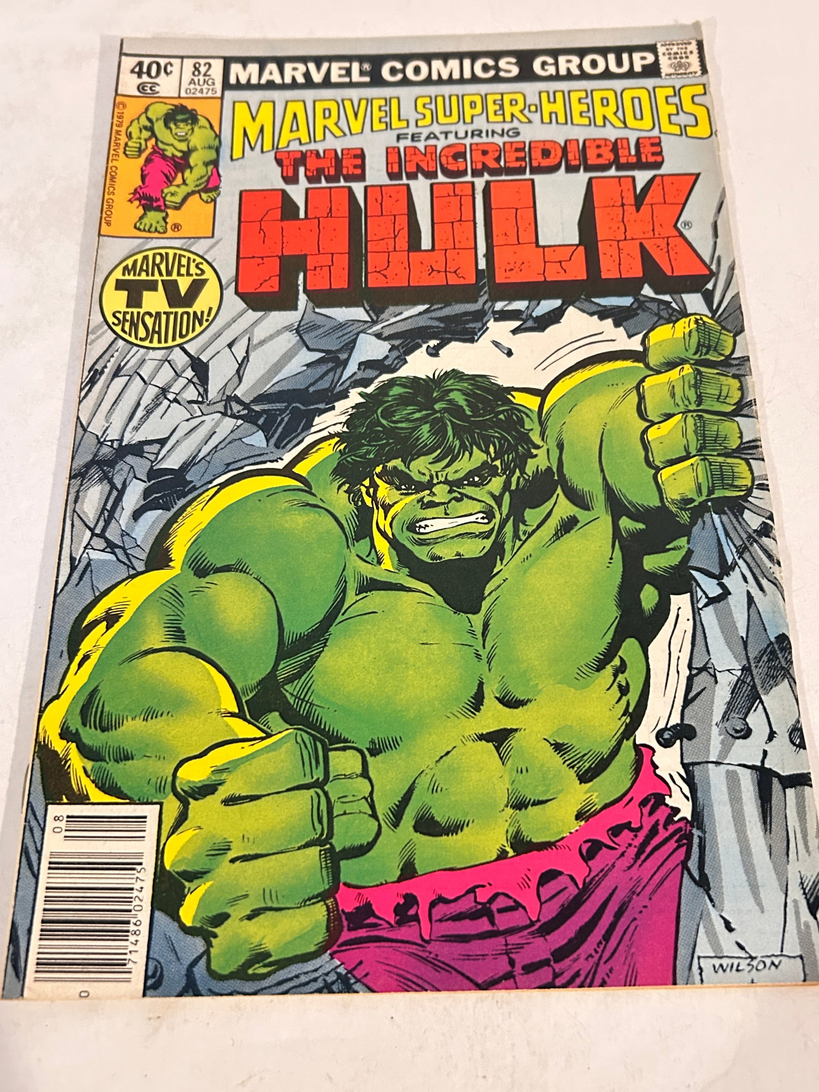 Vintage Comic Book Mavel Super - Heroes # 82: Vintage Comic Book Mavel Super - Heroes # 82 Please view all photos as they are part of the description and condition of this Item, Feel free to contact me with questions or picture requests! Used Ite