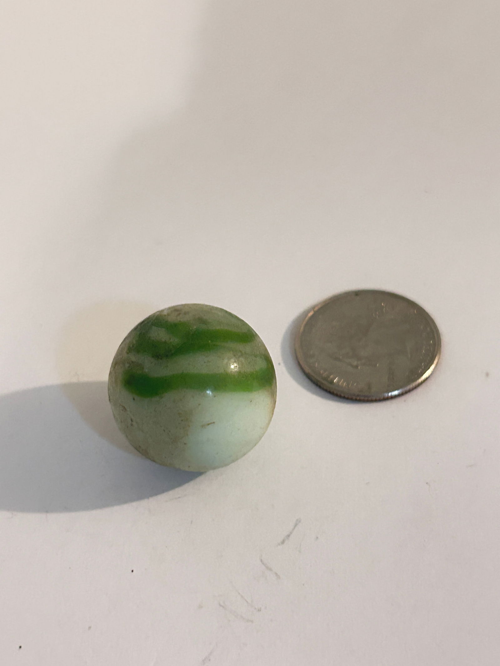 Vintage Marble: Vintage Marble Please view all photos as they are part of the description and condition of this Item, Feel free to contact me with questions or picture requests! Used Item AS IS