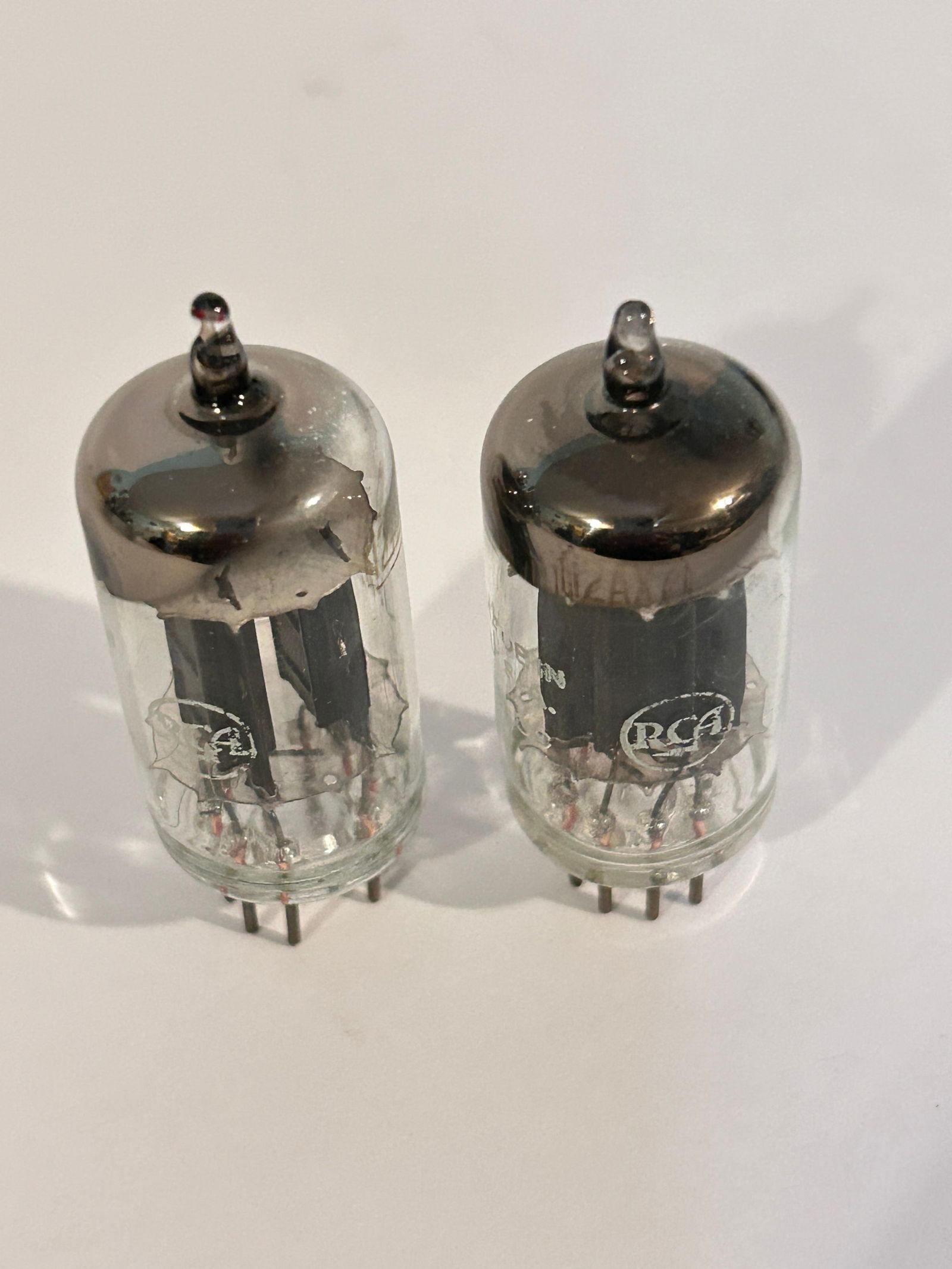 2 Vintage Vacuum Tubes RCA 12ax7 (1 of 5)