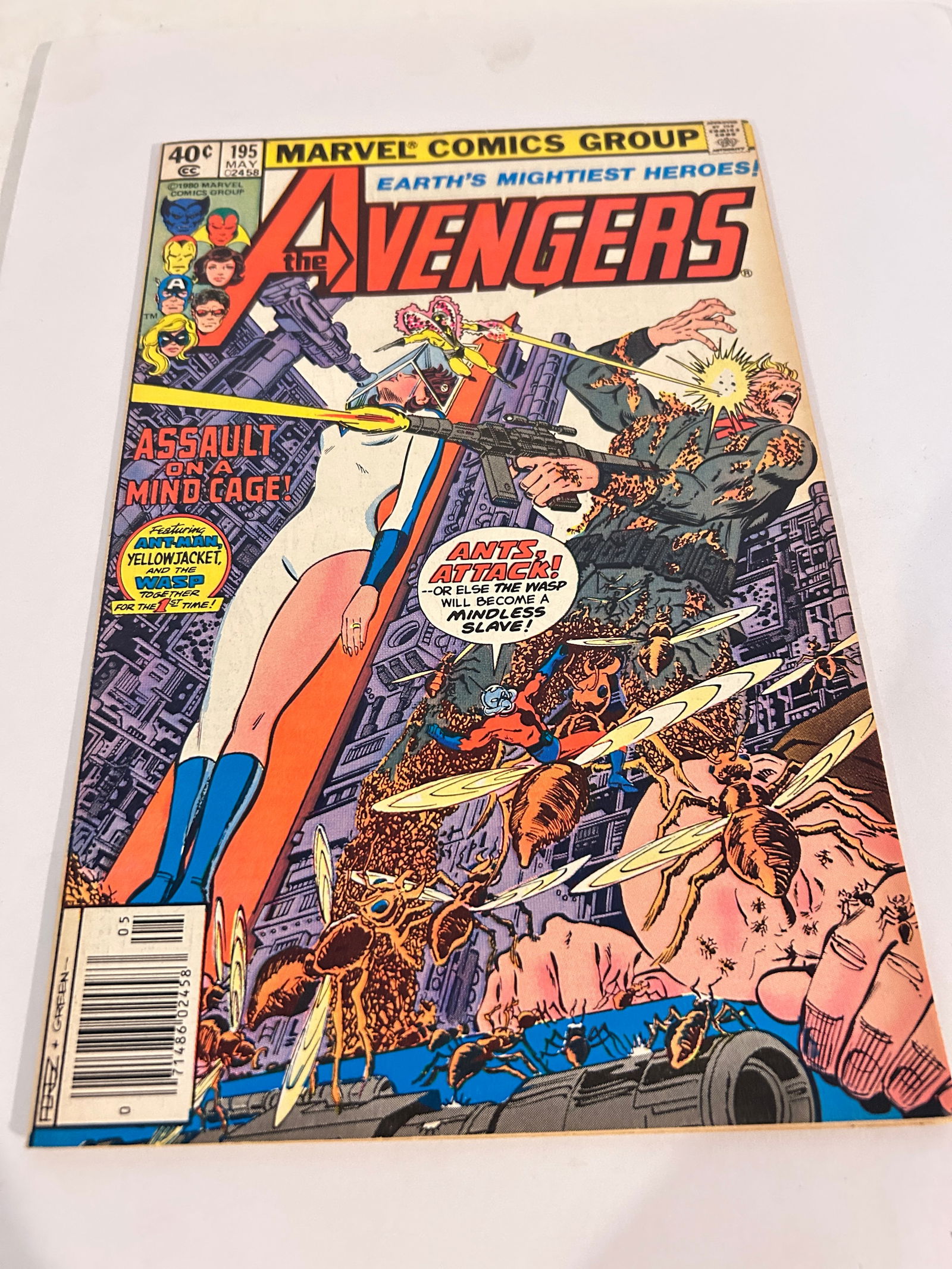 Vintage Comic Book the Avengers # 195 (1 of 2)