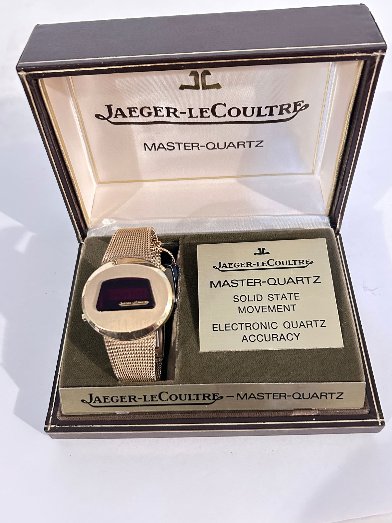 Vintage Jaeger LeCoultre Master Quartz Vintage Men’s working Rare Watch New. (1 of 8)