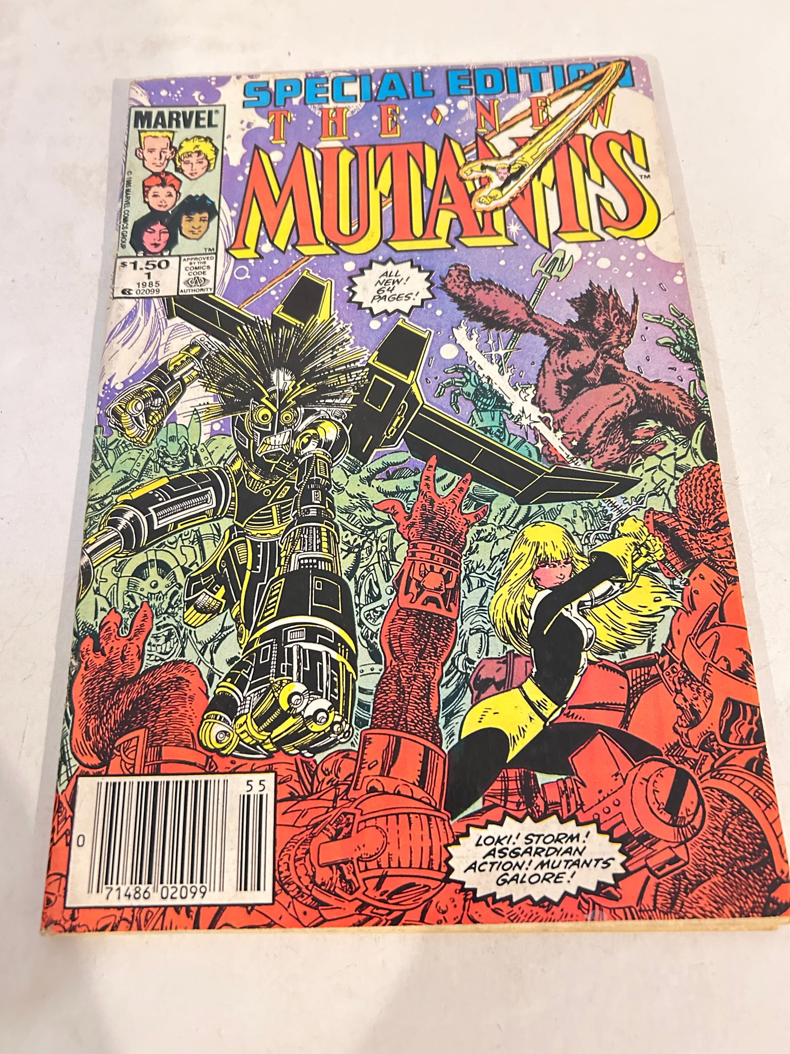 Vintage Comic Book The New Mutants # 1 Special Edition: Vintage Comic Book The New Mutants # 1 Special Edition Please view all photos as they are part of the description and condition of this Item, Feel free to contact me with questions or picture requests