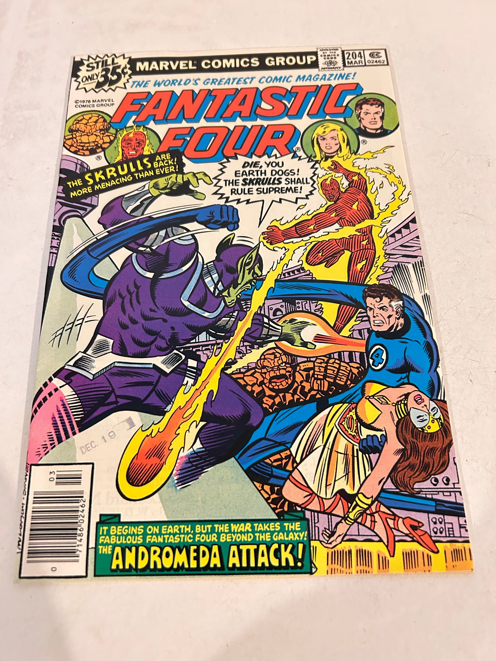 Vintage Comic Book Fantastic Four # 204: Vintage Comic Book Fantastic Four # 204 Please view all photos as they are part of the description and condition of this Item, Feel free to contact me with questions or picture requests! Used Item AS 