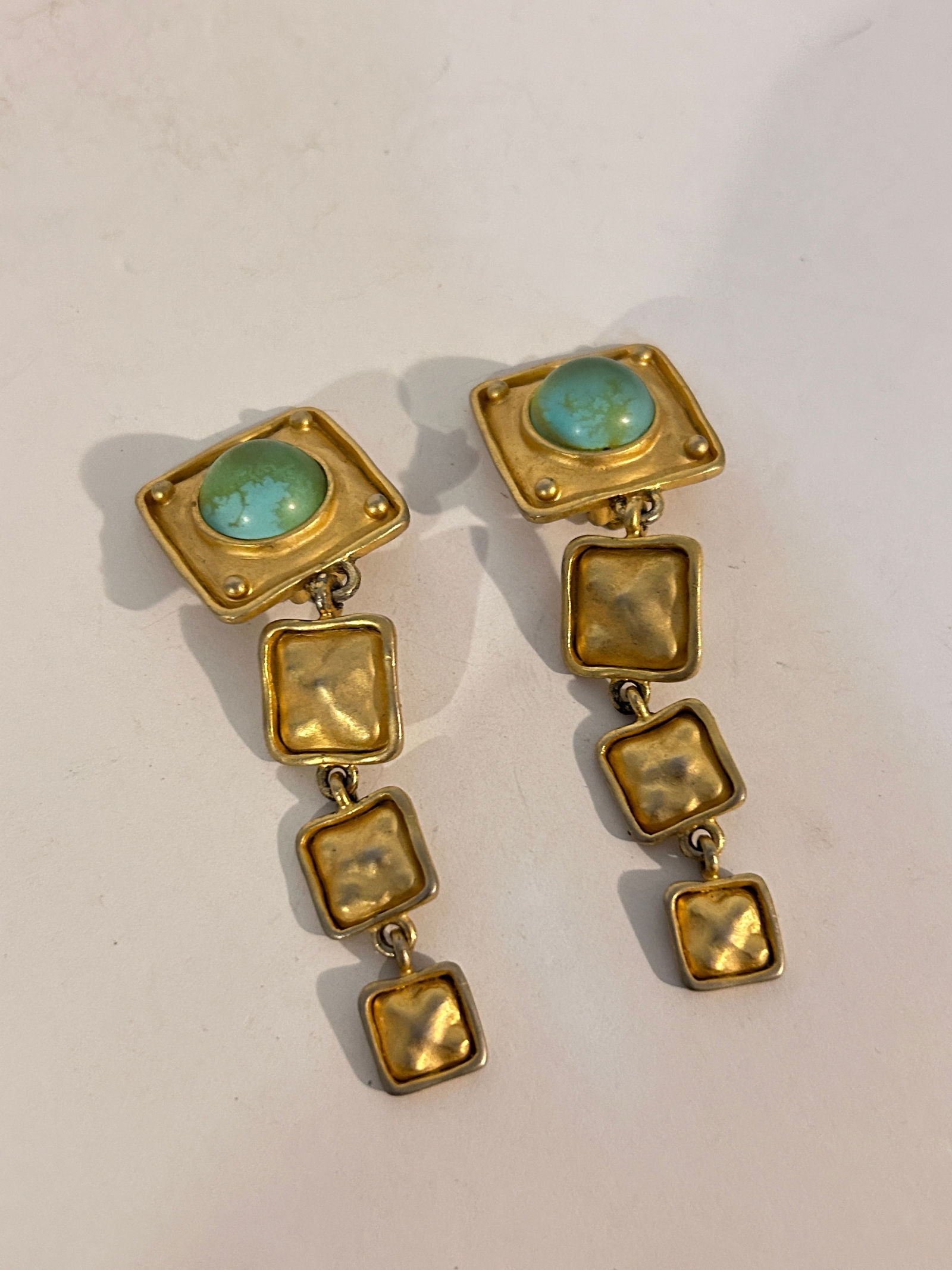 Vintage Gold Tone dangle Acrylic Earrings (1 of 4)