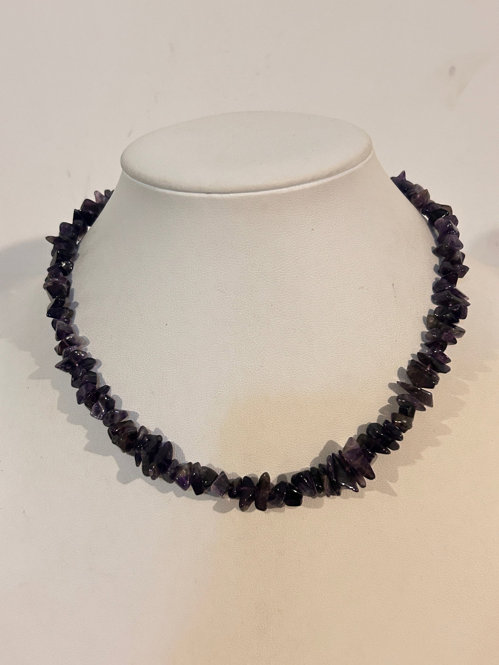 Vintage Amethyst tested bead Necklace 16": Vintage Amethyst tested bead Necklace 16" Please view all photos as they are part of the description and condition of this Item, Feel free to contact me with questions or picture requests! Used Item A