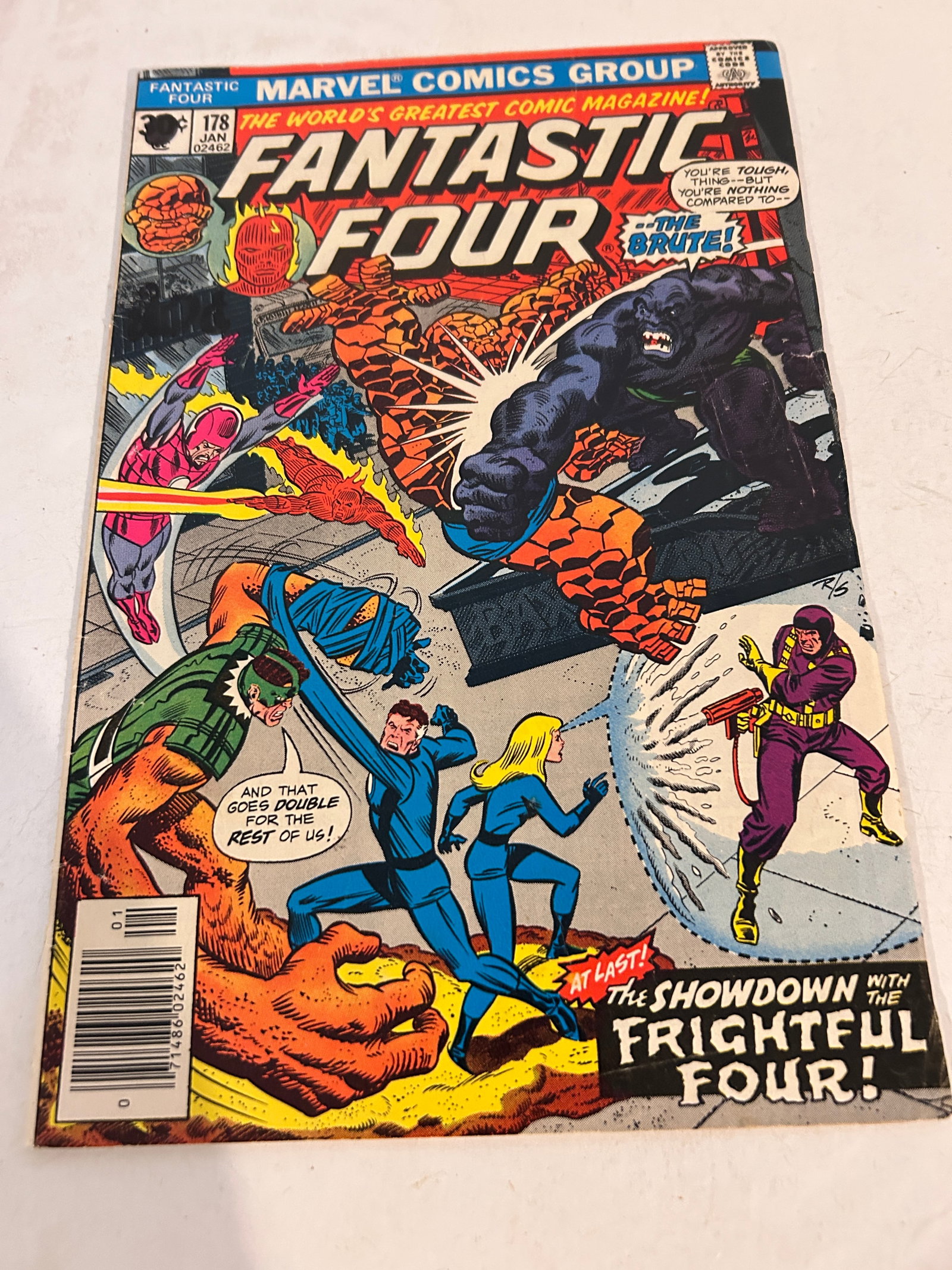 Vintage Comic Book Fantastic Four # 178: Vintage Comic Book Fantastic Four # 178 Please view all photos as they are part of the description and condition of this Item, Feel free to contact me with questions or picture requests! Used Item AS 