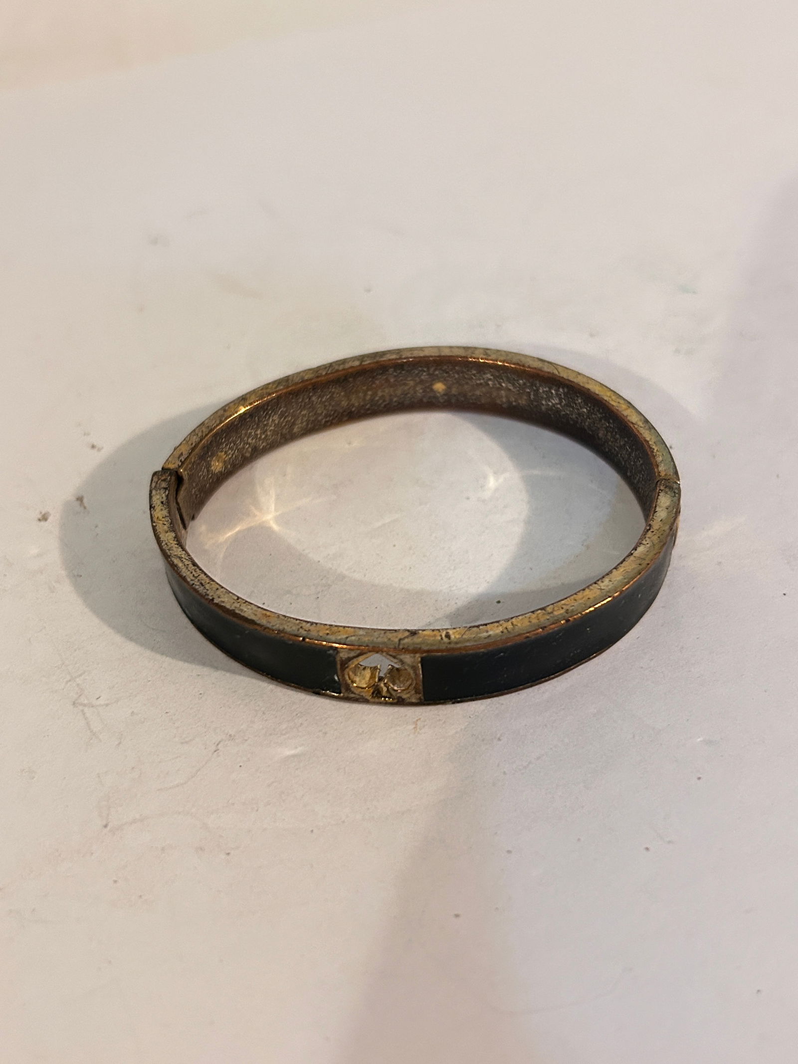 Vintage Kate Spade hinged Bracelet has wear 7" (1 of 4)