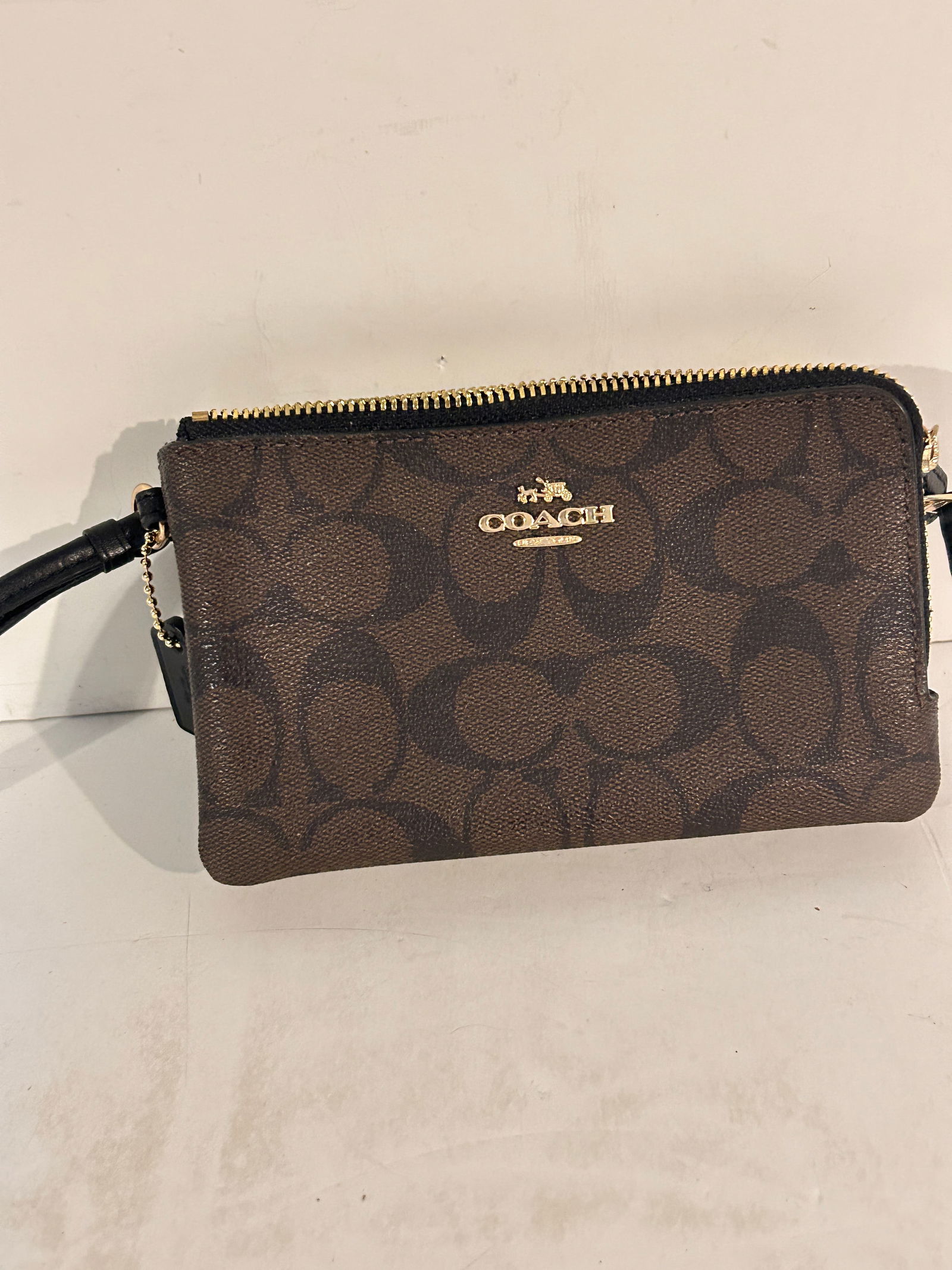 Vintage Coach Purse (1 of 4)