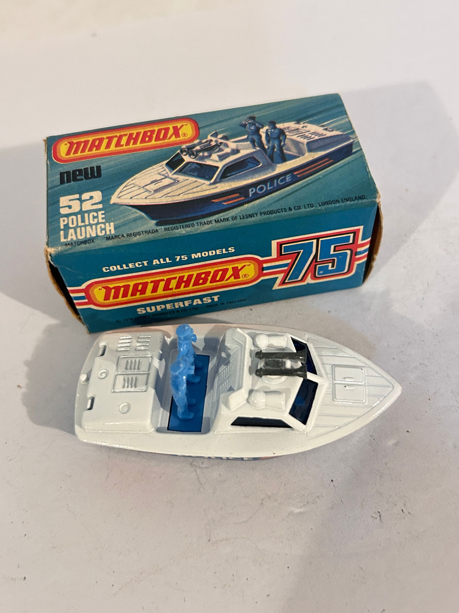 Vintage Matchbox Car # 52 Police Launch: Vintage Matchbox Car # 52 Police Launch Please view all photos as they are part of the description and condition of this Item, Feel free to contact me with questions or picture requests! Used Item AS