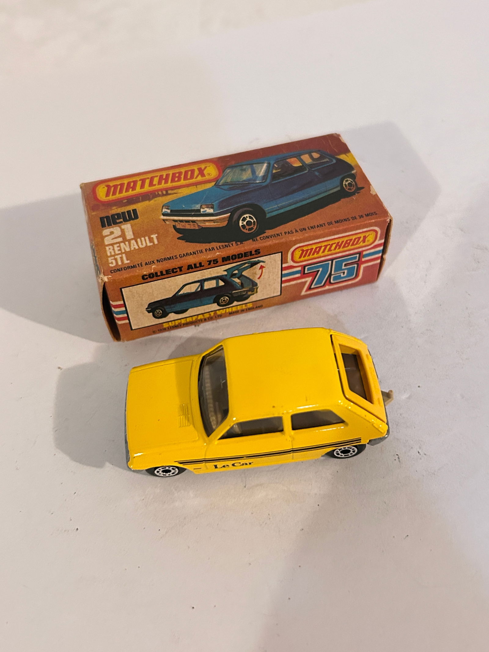 Vintage Matchbox Car # 21 Renault 5TL: Vintage Matchbox Car # 21 Renault 5TL Please view all photos as they are part of the description and condition of this Item, Feel free to contact me with questions or picture requests! Used Item AS IS