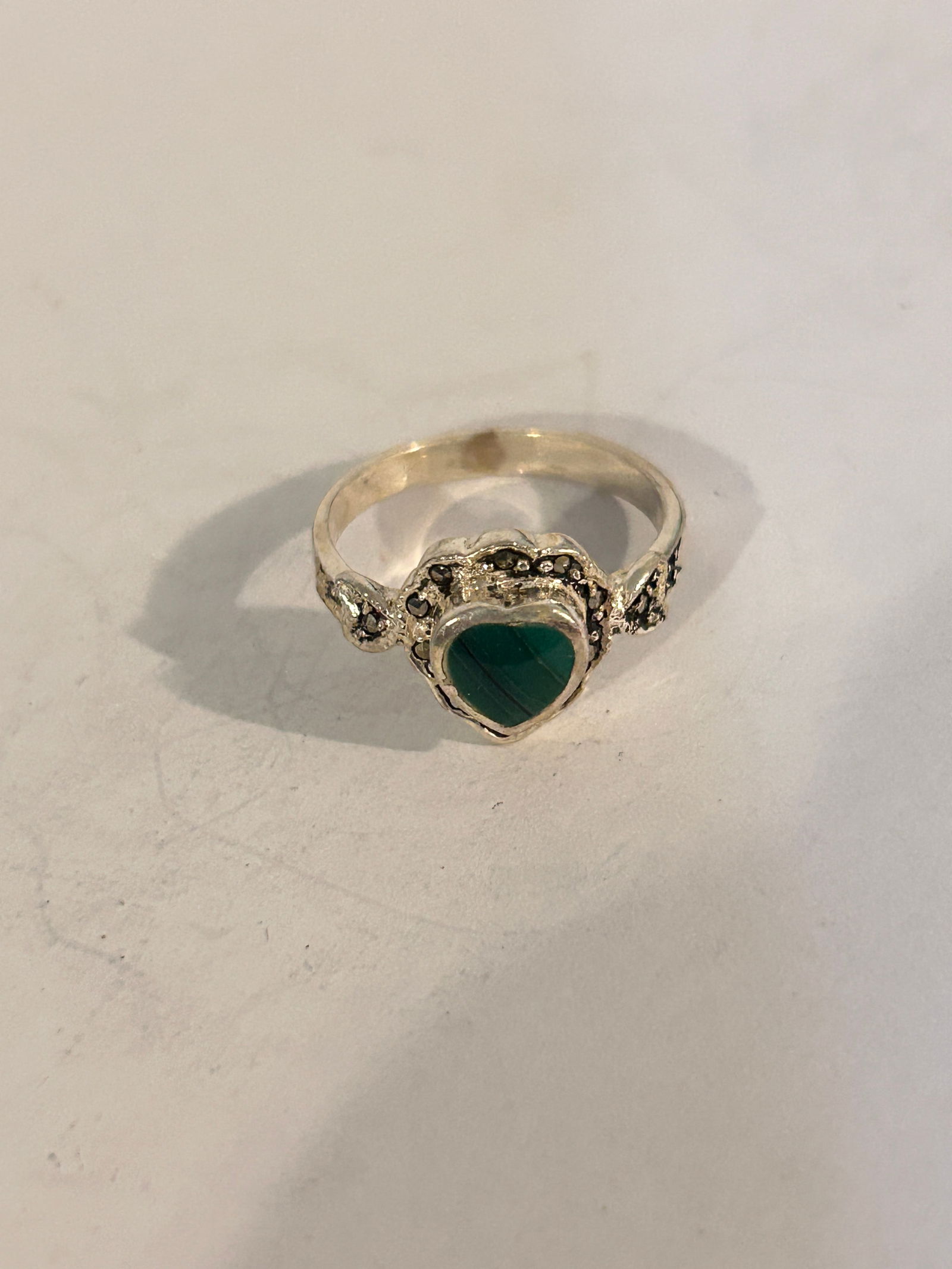 Vintage Sterling Silver Marcasite green Ring Sz 6 (1 of 4)