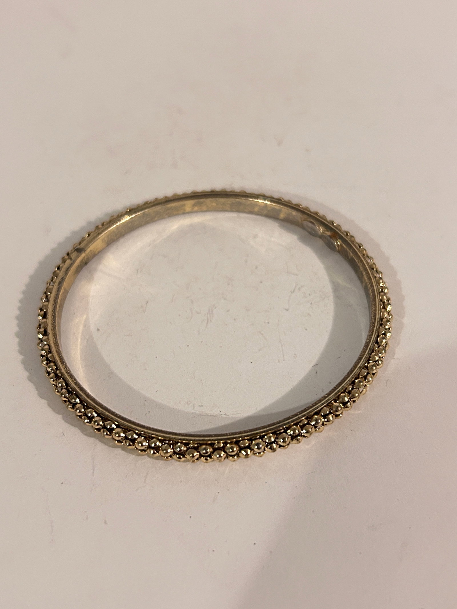 Graziano Vintage Bangle Bracelet 7": Graziano Vintage Bangle Bracelet 7" Please view all photos as they are part of the description and condition of this Item, Feel free to contact me with questions or picture requests! Used Item AS IS