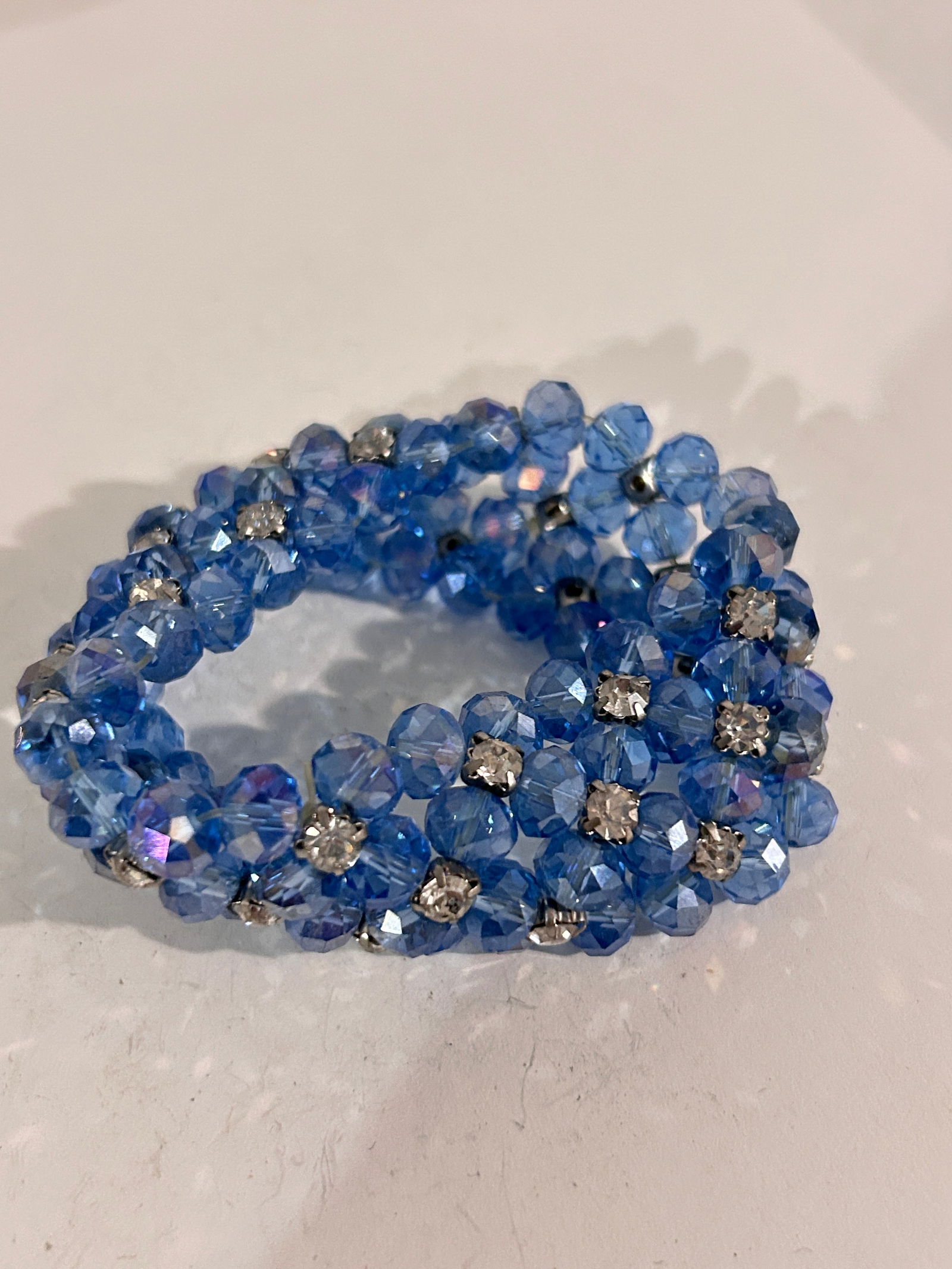 Vintage Blue Crystal stretch Bracelet 7" (1 of 4)