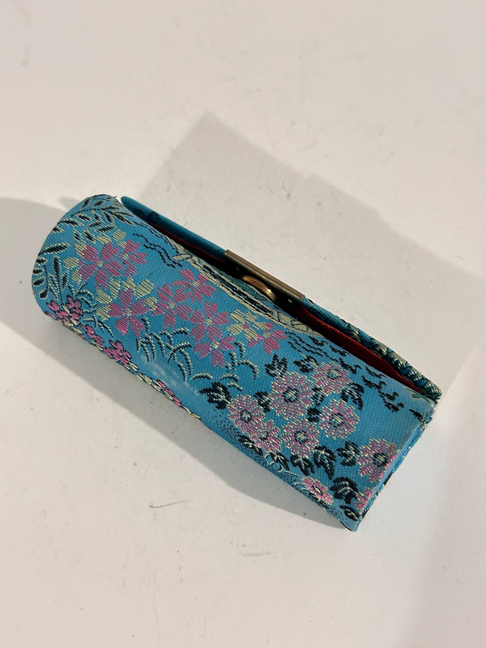 Vintage Lipstick Mirror Case (1 of 4)