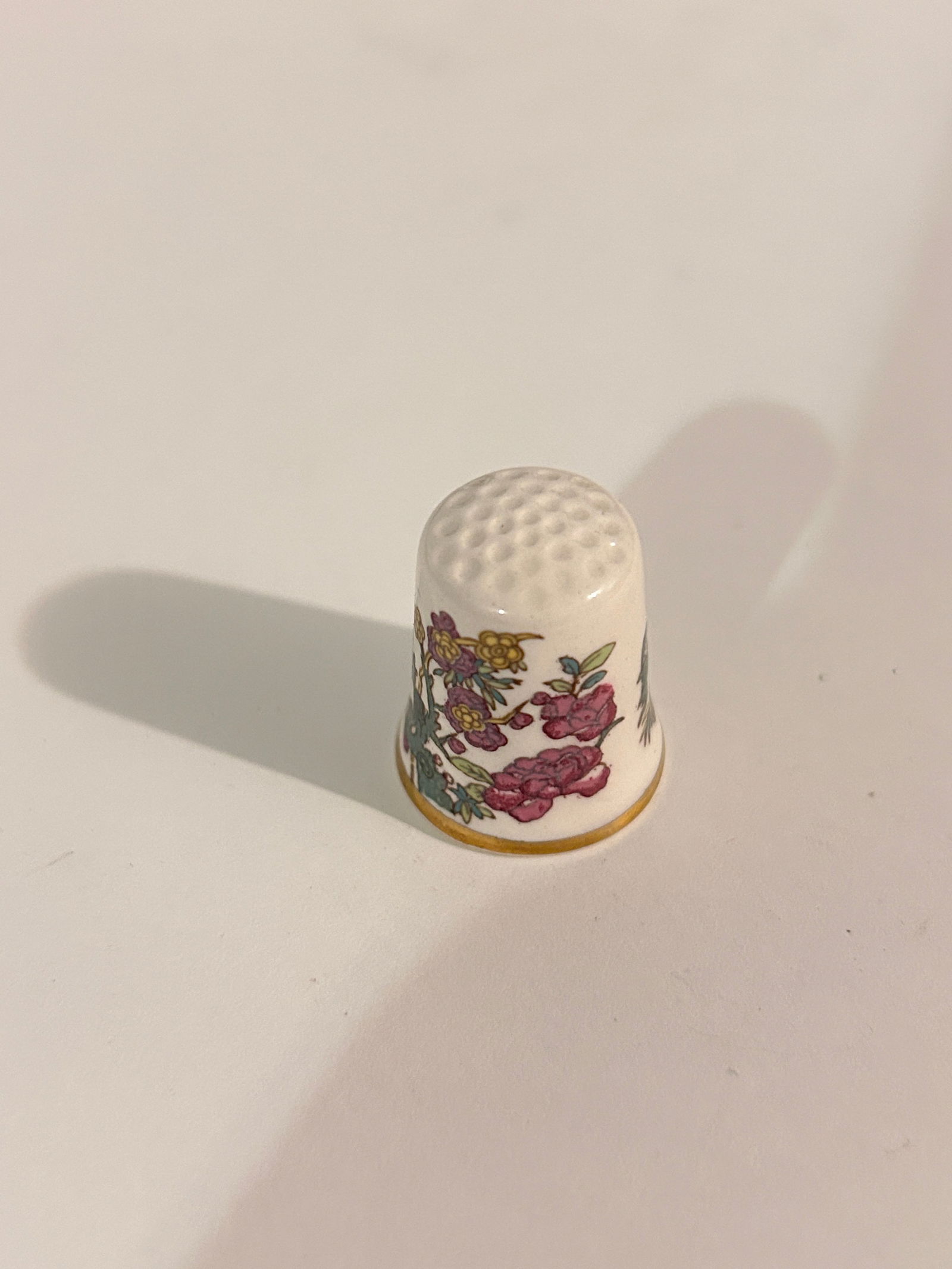 Vtg Johnson Brothers England Thimble Porcelain Ironstone Wild Flower Sewing Art: Vtg Johnson Brothers England Thimble Porcelain Ironstone Wild Flower Sewing Art Please view all photos as they are part of the description and condition of this Item, Feel free to contact me with ques