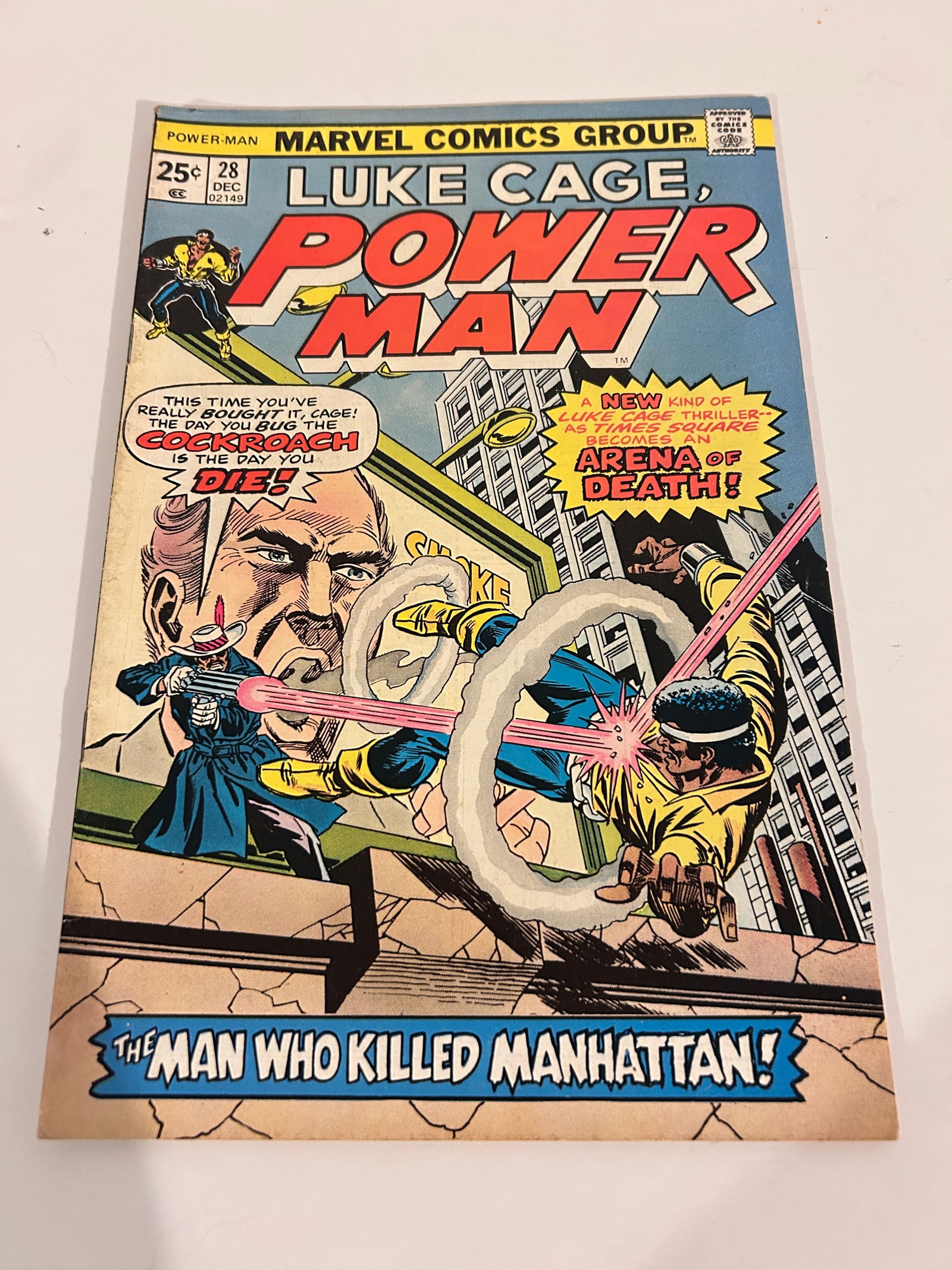 Vintage Comic Book Luke Cage Power Man # 28 (1 of 2)