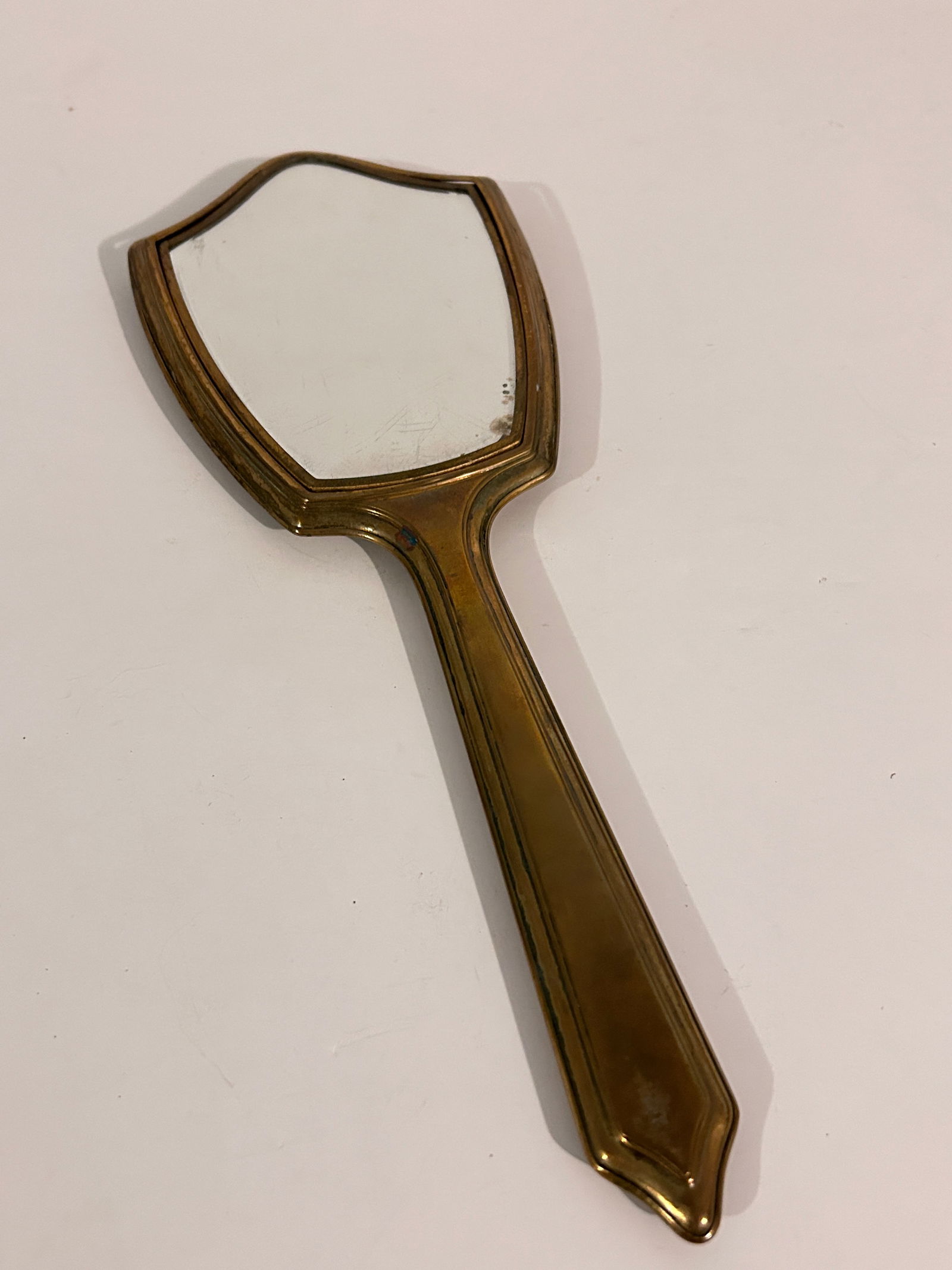 Vintage Brass Hand Mirror 13": Vintage Brass Hand Mirror 13" Please view all photos as they are part of the description and condition of this Item, Feel free to contact me with questions or picture requests! Used Item AS IS