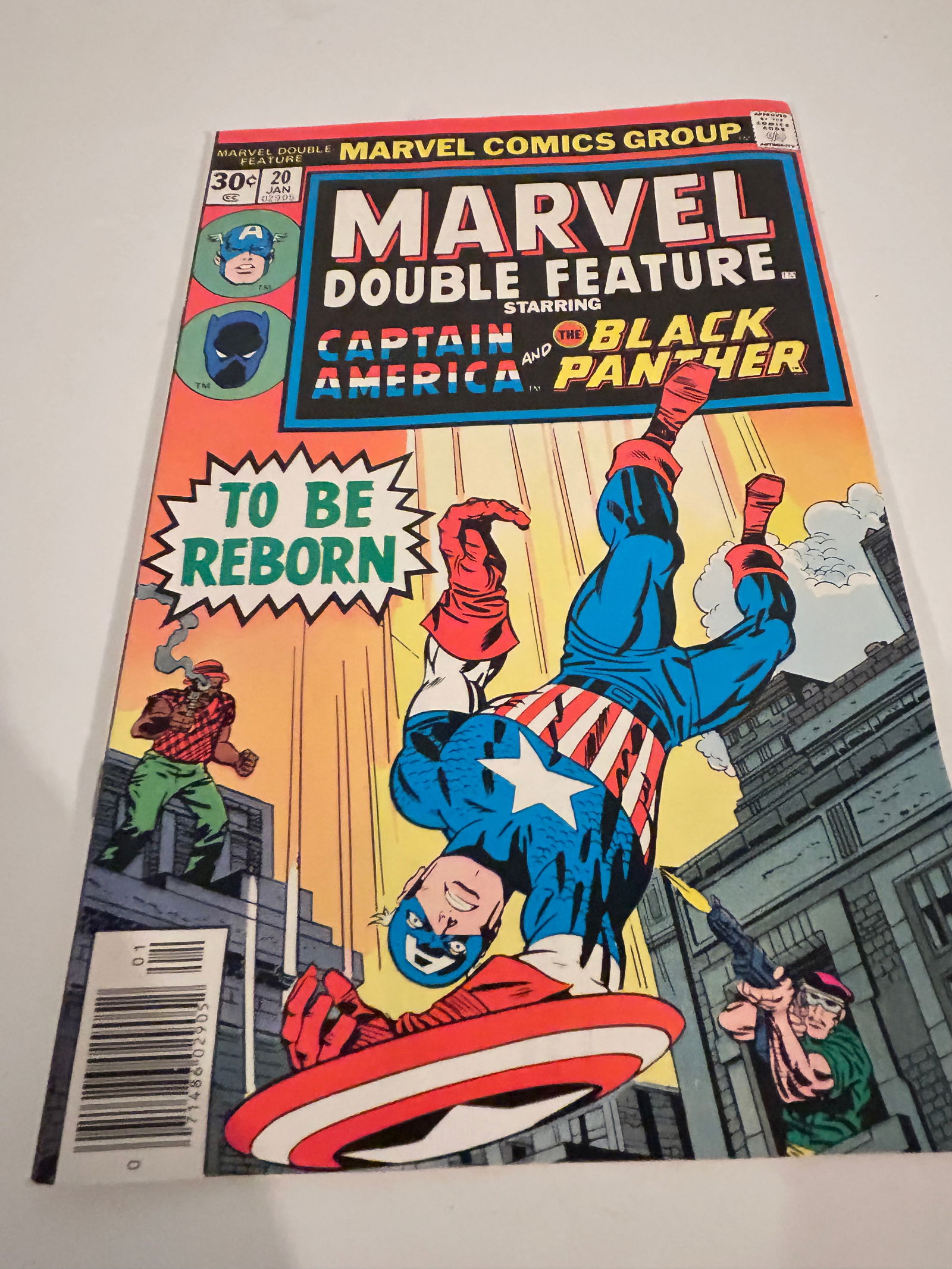 Vintage Comic Book Marvel Double Feature # 20 (1 of 2)