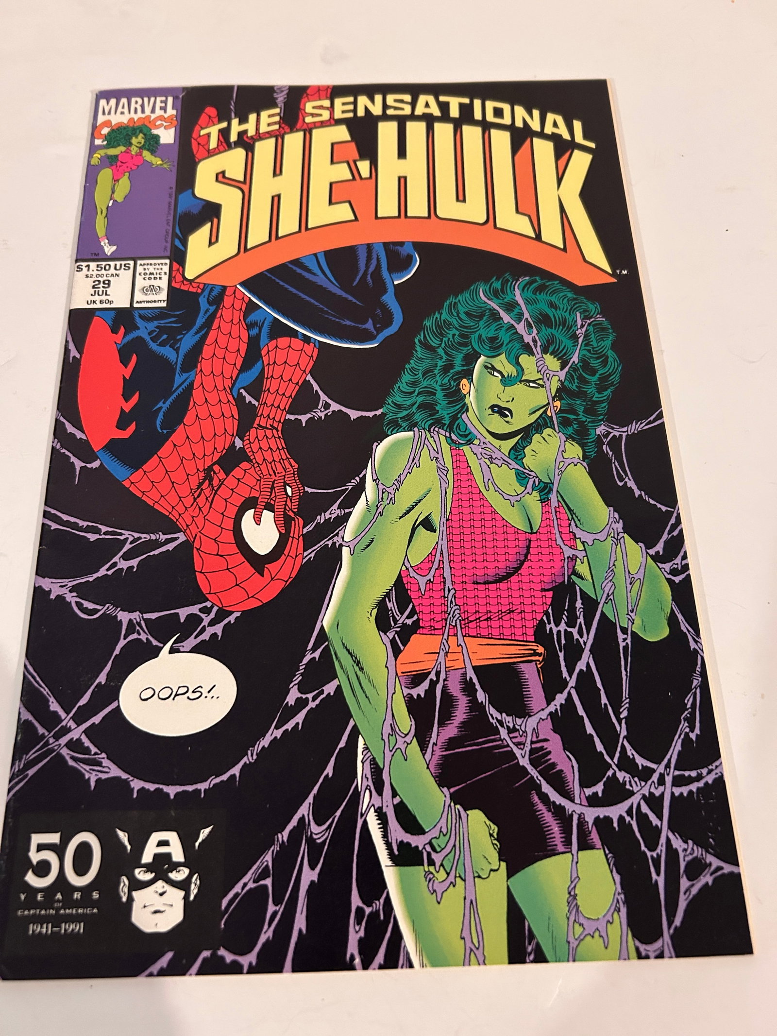 Vintage Comic Book Sensational She Hulk # 29: Vintage Comic Book Sensational She Hulk # 29 Please view all photos as they are part of the description and condition of this Item, Feel free to contact me with questions or picture requests! Used Ite