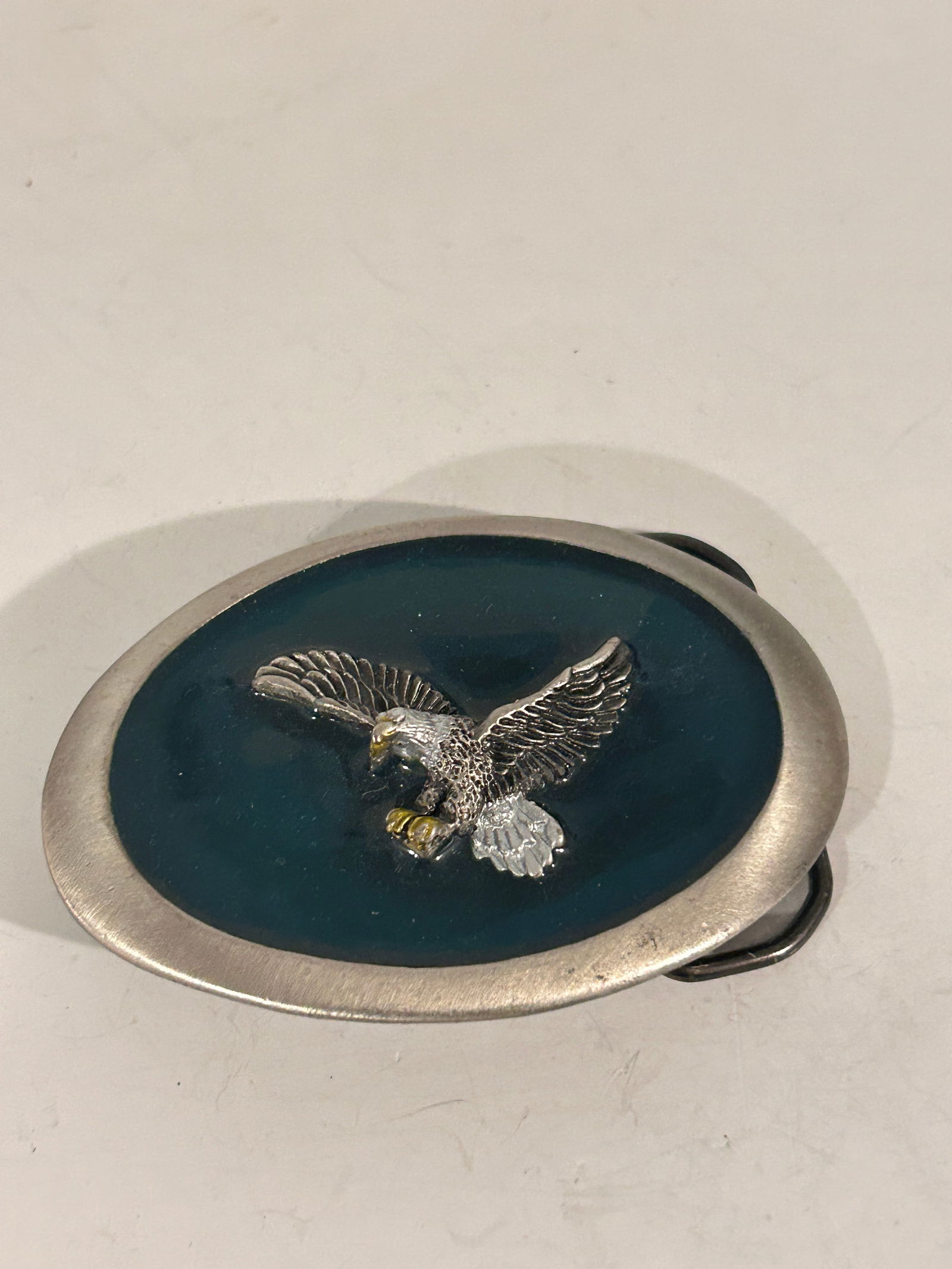 Vintage Eagle green Belt Buckle: Vintage Eagle green Belt Buckle Please view all photos as they are part of the description and condition of this Item, Feel free to contact me with questions or picture requests! Used Item AS IS