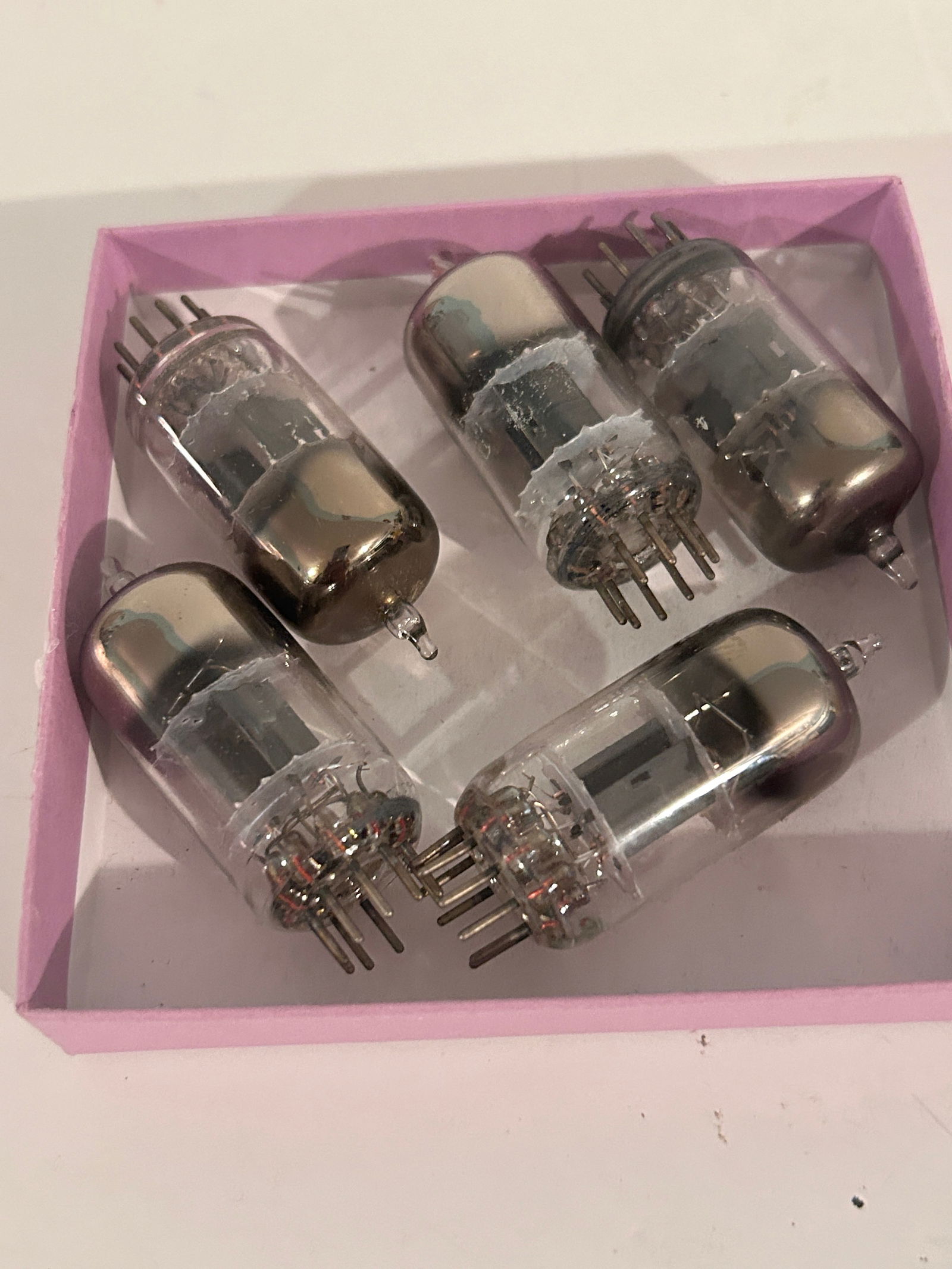 5 Vintage Vacuum 12AT7 Tubes (1 of 4)