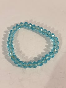 Vintage blue crystal bead stretch Bracelet Sz 8"