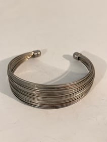 Vintage cuff strand Bracelet Sz 8"
