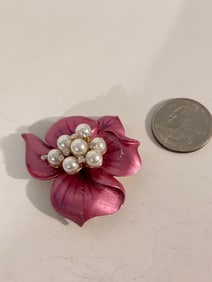 Vintage Faux Pearl pink enamel flower Brooch