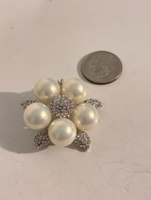 Vintage Elegant Faux Pearl Rhinestone Brooch