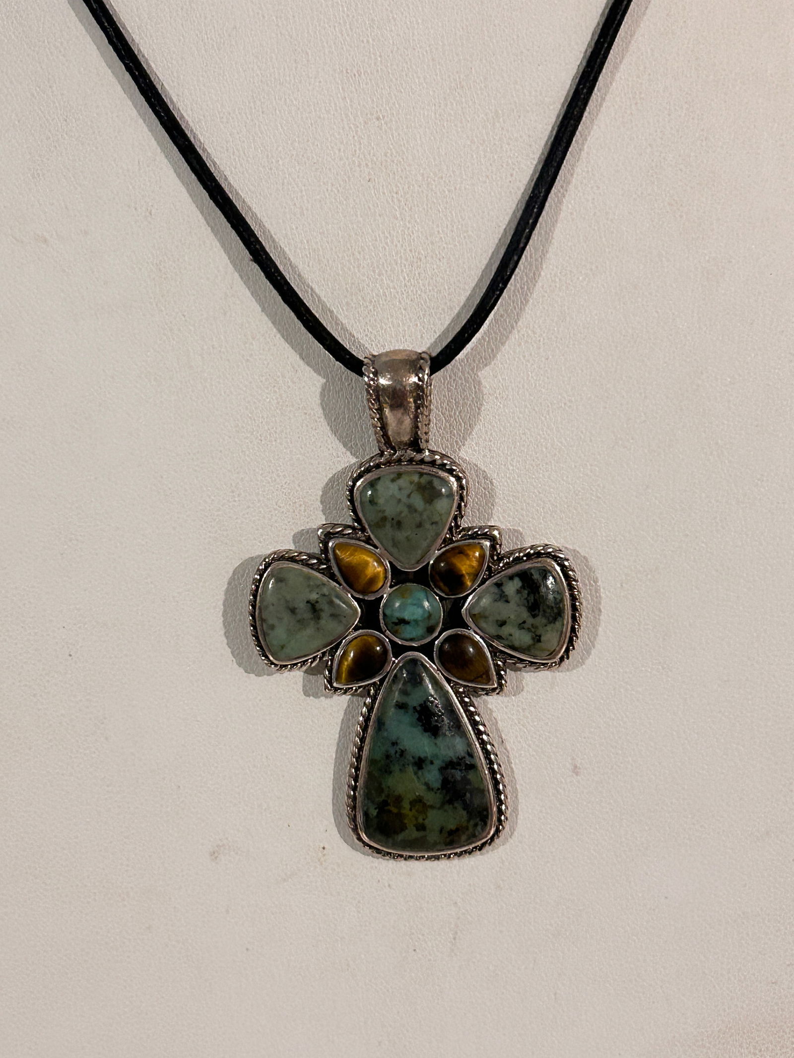 Vintage Sterling Silver Navajo indian cross pendant Necklace 16" (1 of 6)