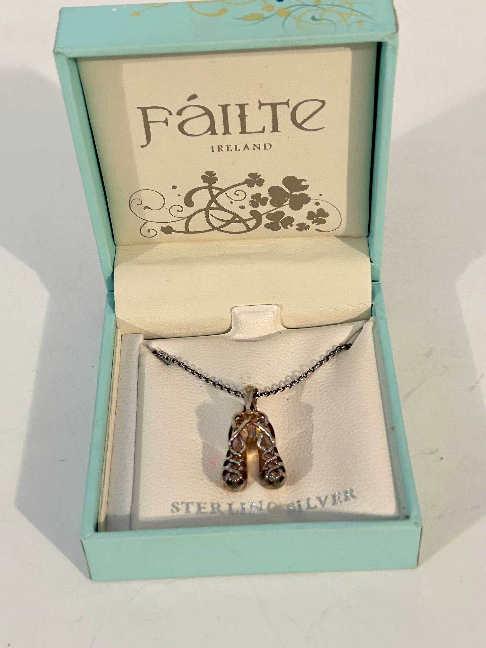 Vintage Sterling Silver Ireland Shoe Charm pendant Necklace 16": Vintage Sterling Silver Ireland Shoe Charm pendant Necklace 16" Please view all photos as they are part of the description and condition of this Item, Feel free to contact me with questions or picture