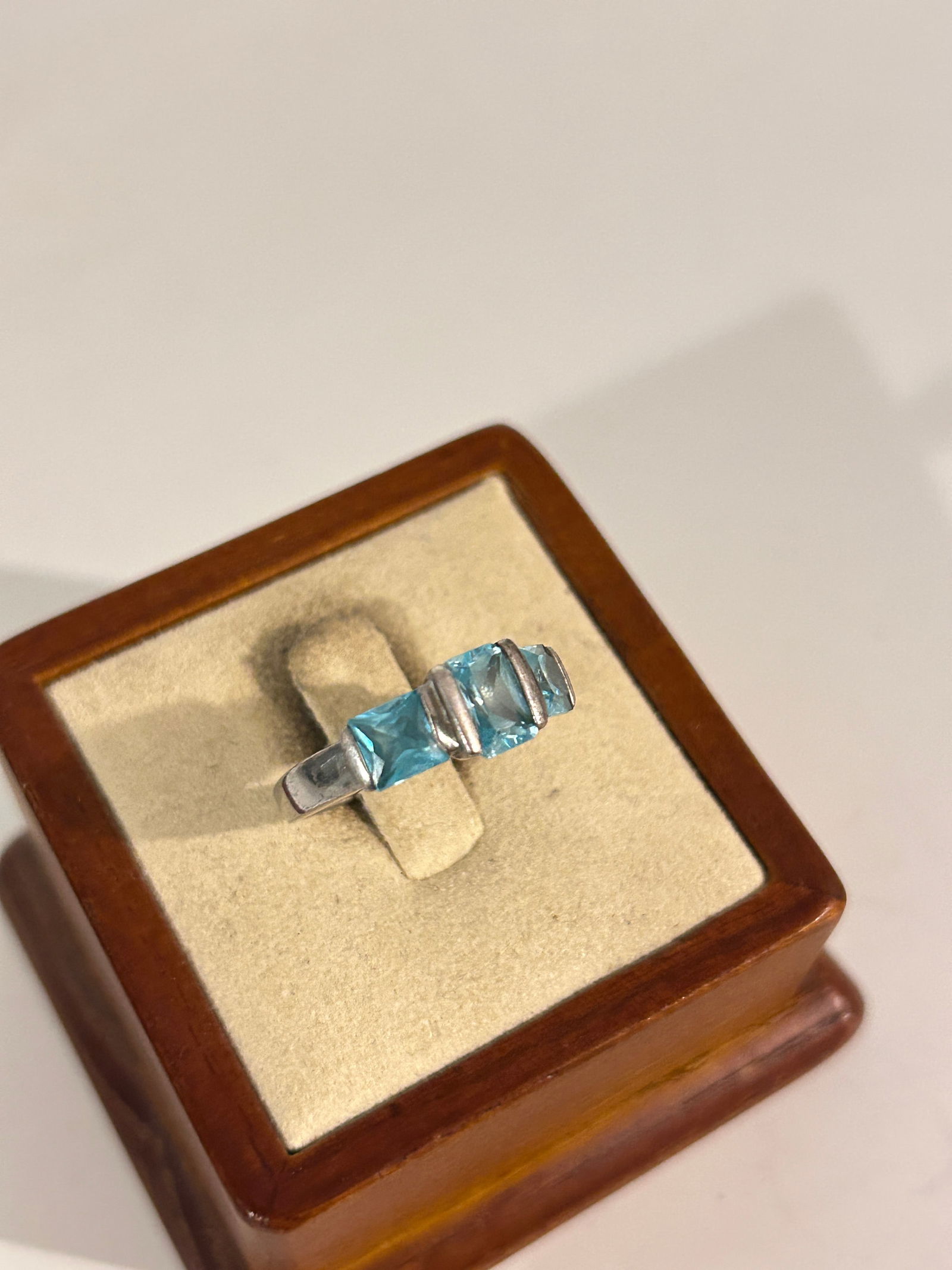 Vintage Sterling Silver Aqua Ring Sz 6 (1 of 6)
