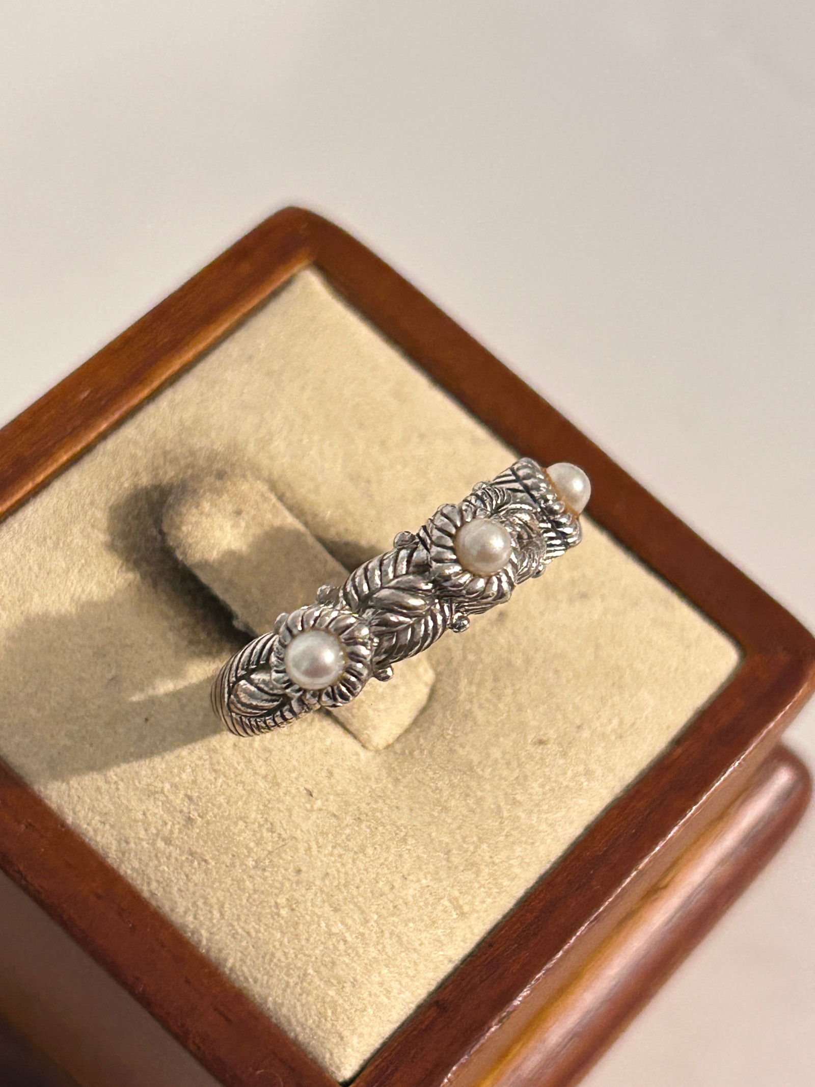 Judith Ripka 925 Sterling Silver Ring Sz 9 (1 of 5)