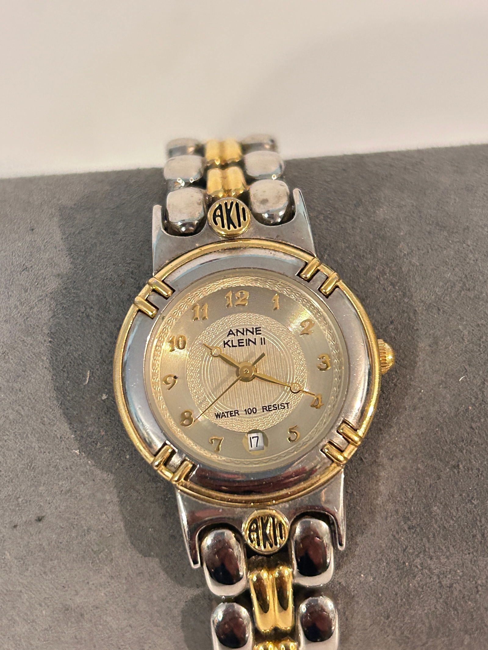 Beautiful Anne Klein II Ladies Quartz Watch working (1 of 4)
