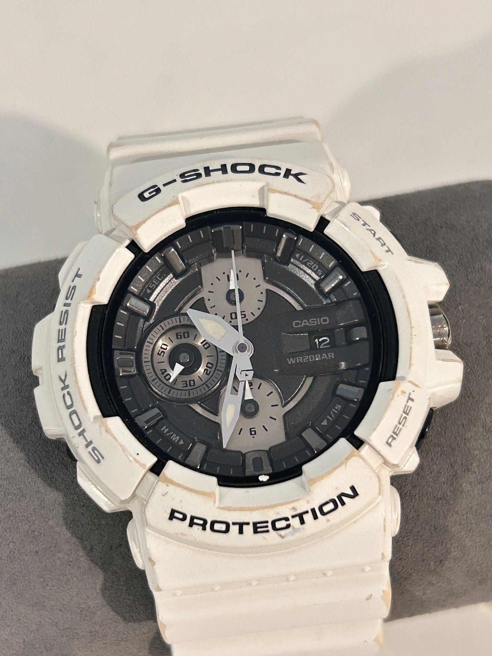 Casio G-SHOCK GAC-100GW (5277) Analog Chronograph 53mm Wristwatch working: Casio G-SHOCK GAC-100GW (5277) Analog Chronograph 53mm Wristwatch working Please view all photos as they are part of the description and condition of this Item, Feel free to contact me with questions