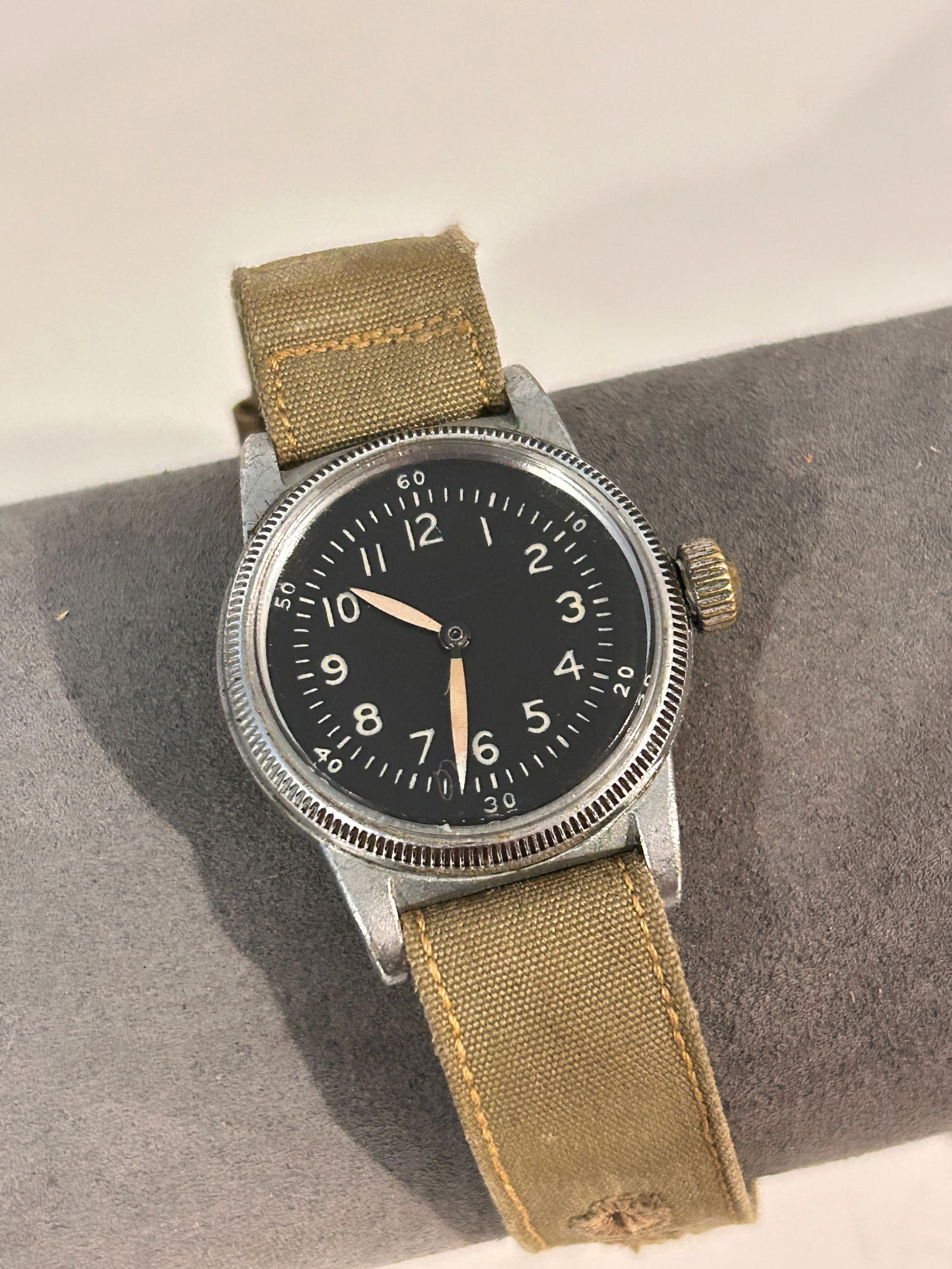Vintage WALTHAM Type A-11 Watch from World War II Combat Flyer Working great no second hand (1 of 6)