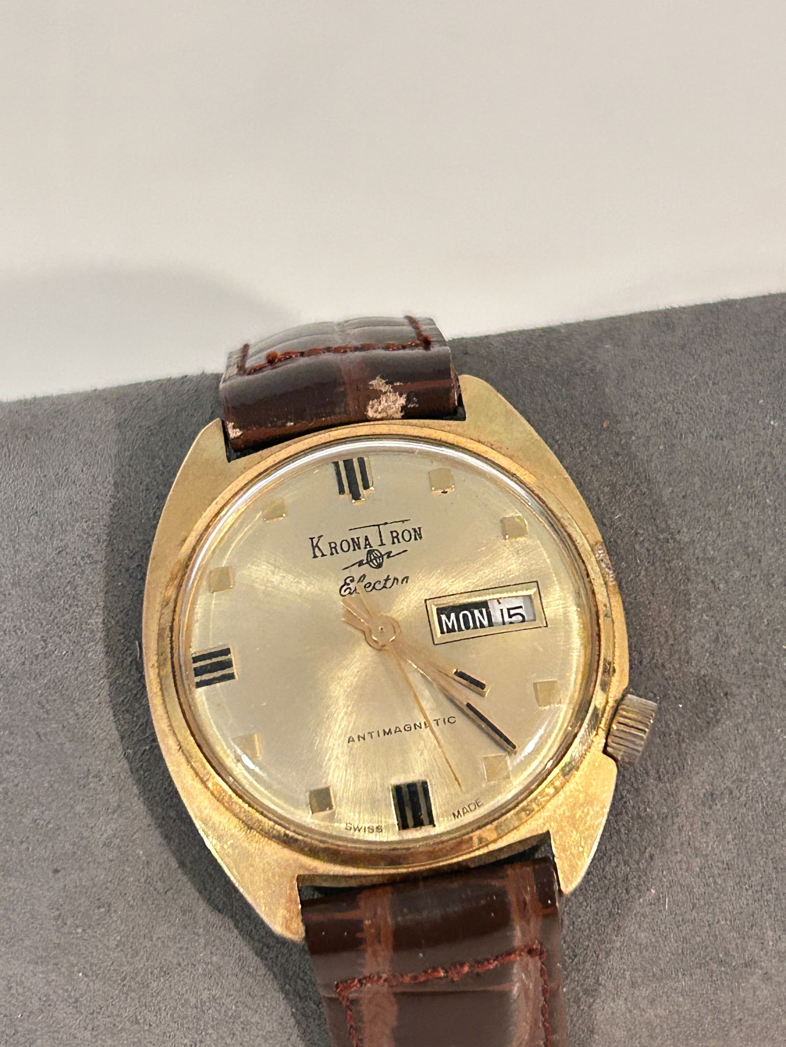 Vintage Krona Tron Electric not working Watch (1 of 5)