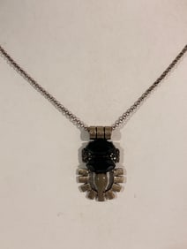 Vintage Gold tone pendant Necklace Sz 32"